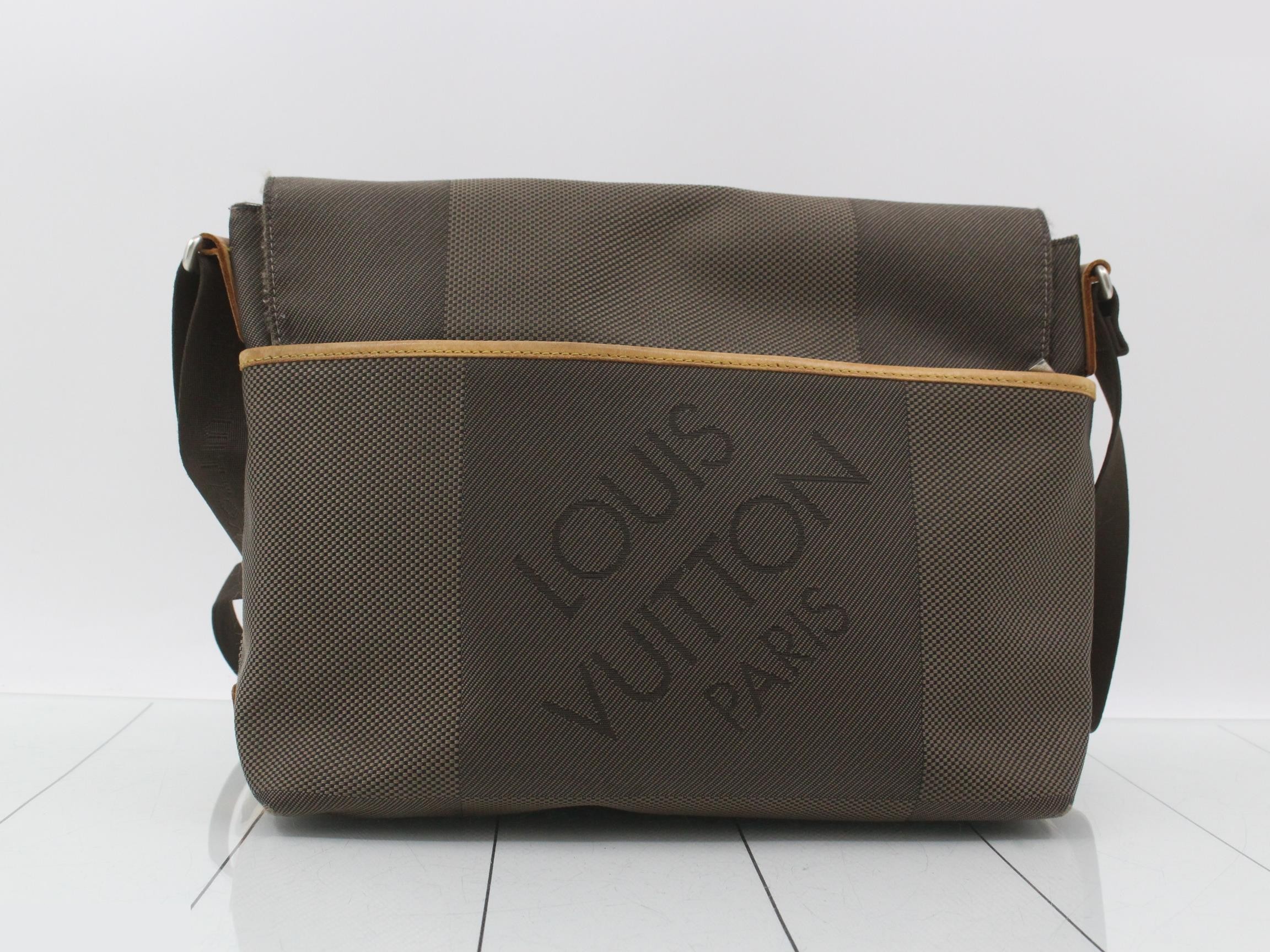 Lou Damier Géant — view 2