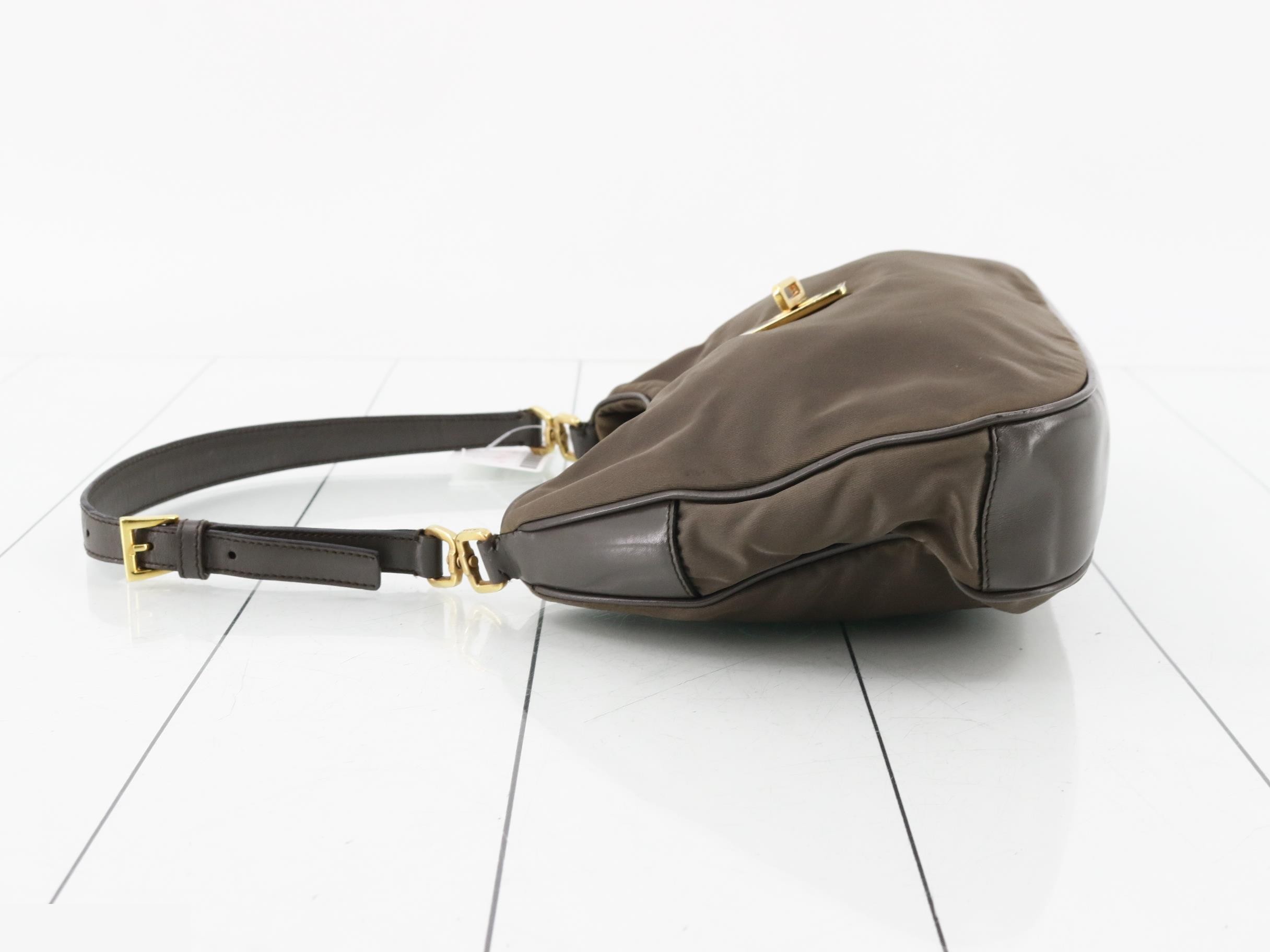 handbag — view 4