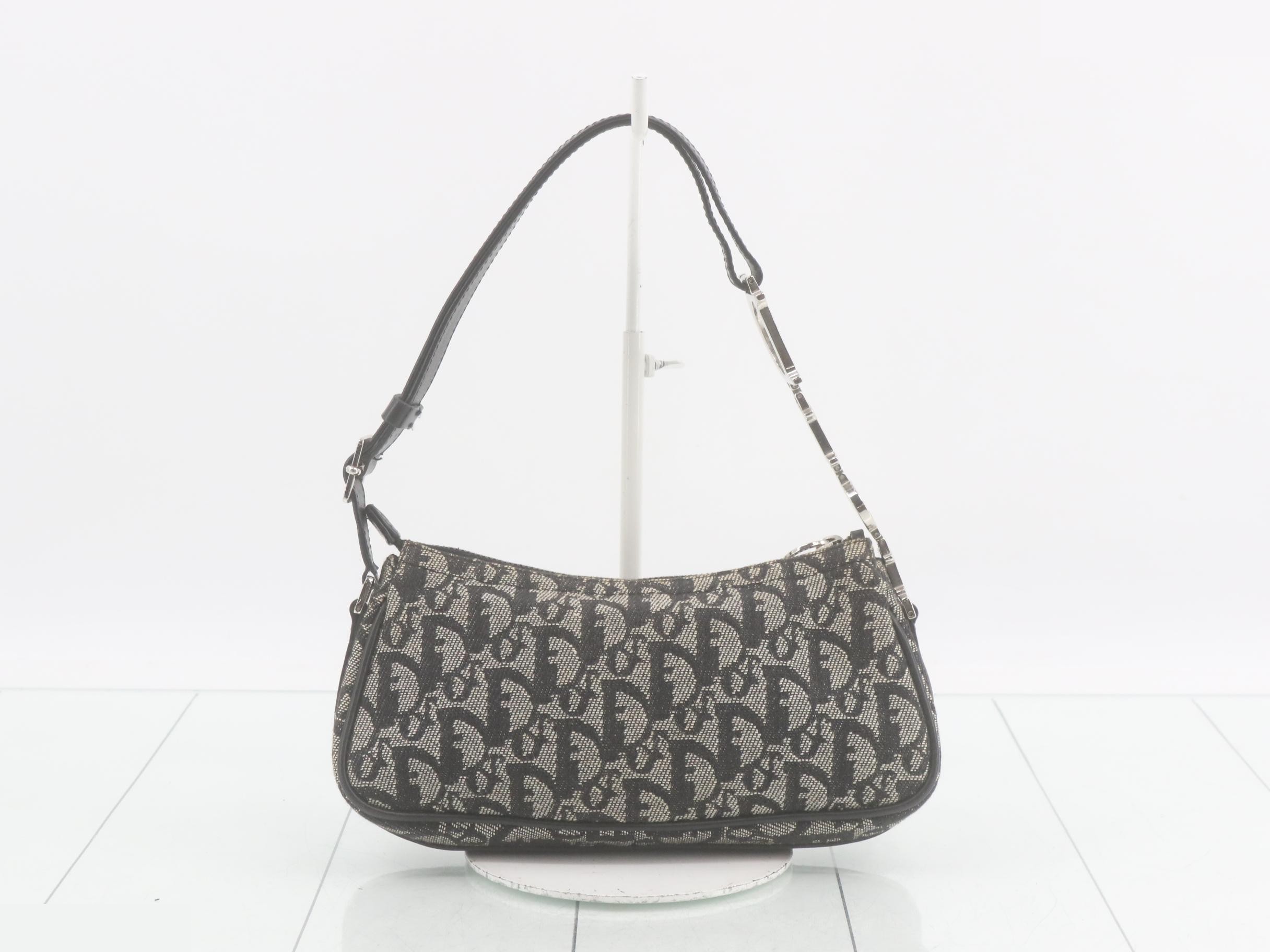 Trotter Shoulder Bag / Handbag / One-Shoulder Bag — view 2