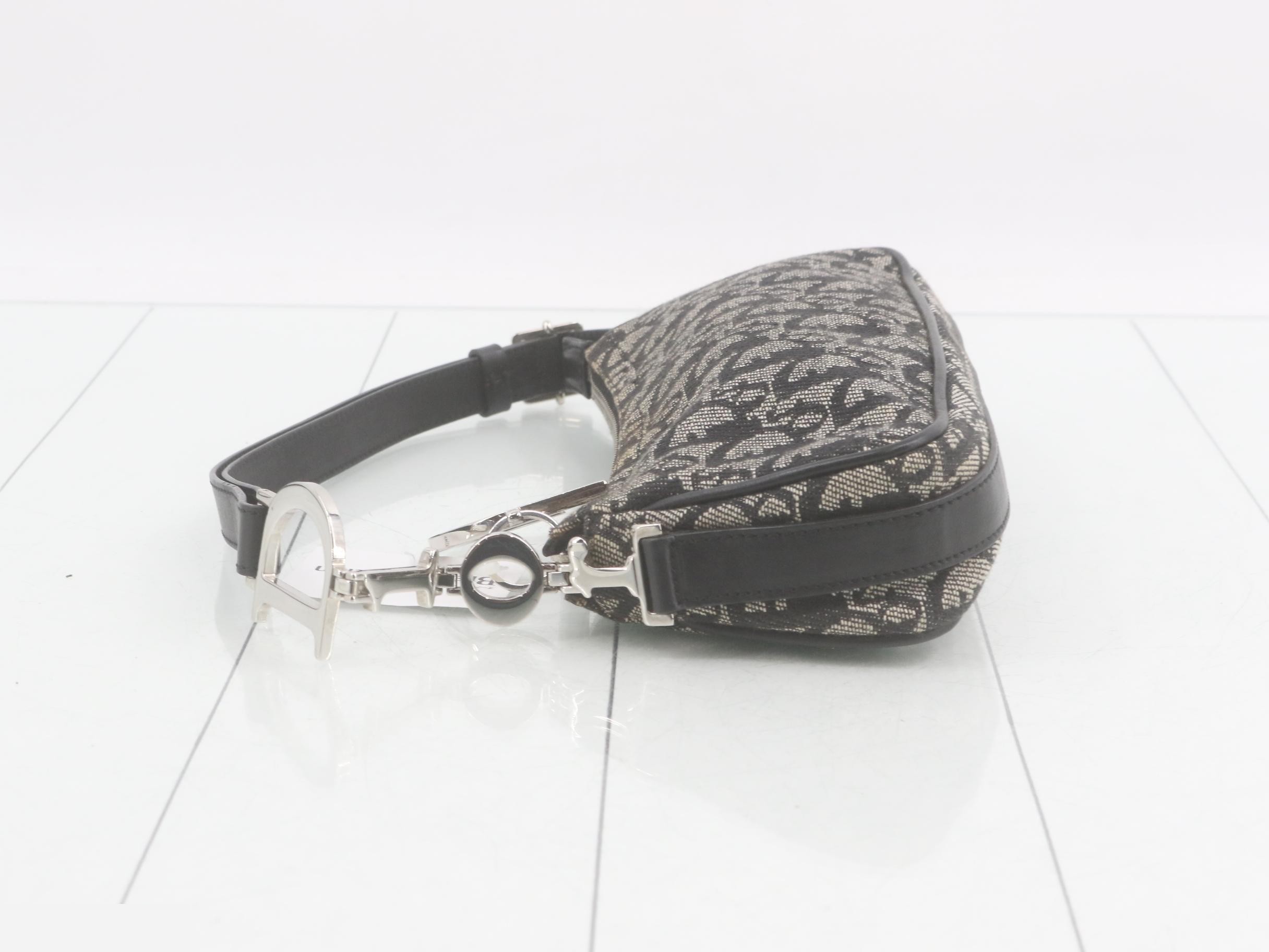 Trotter Shoulder Bag / Handbag / One-Shoulder Bag — view 4