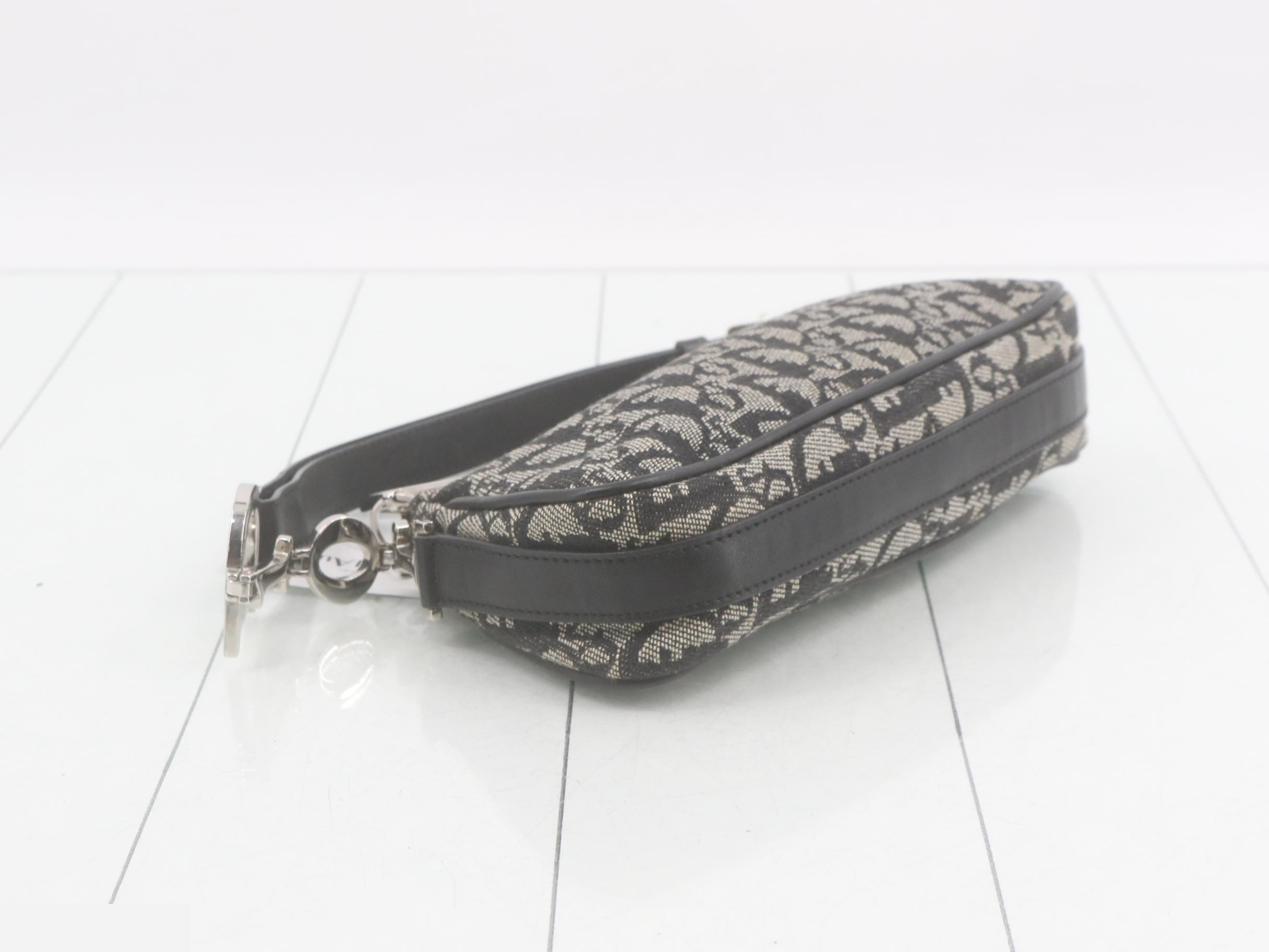 Trotter Shoulder Bag / Handbag / One-Shoulder Bag — view 5