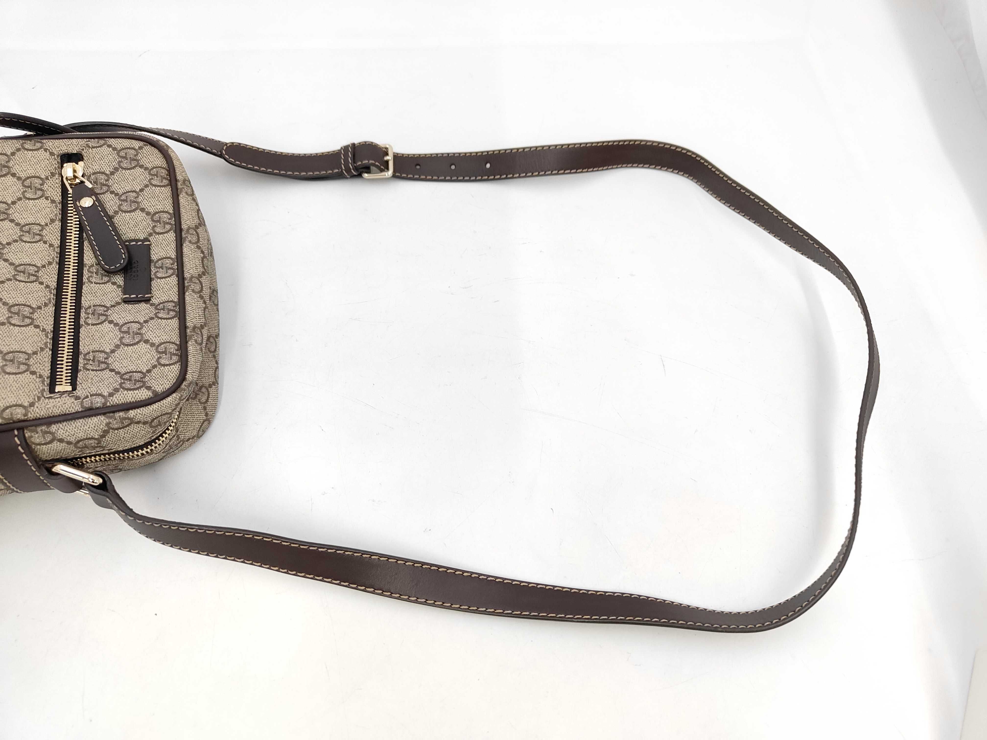 GG Supreme 233268 Shoulder Bag — view 5