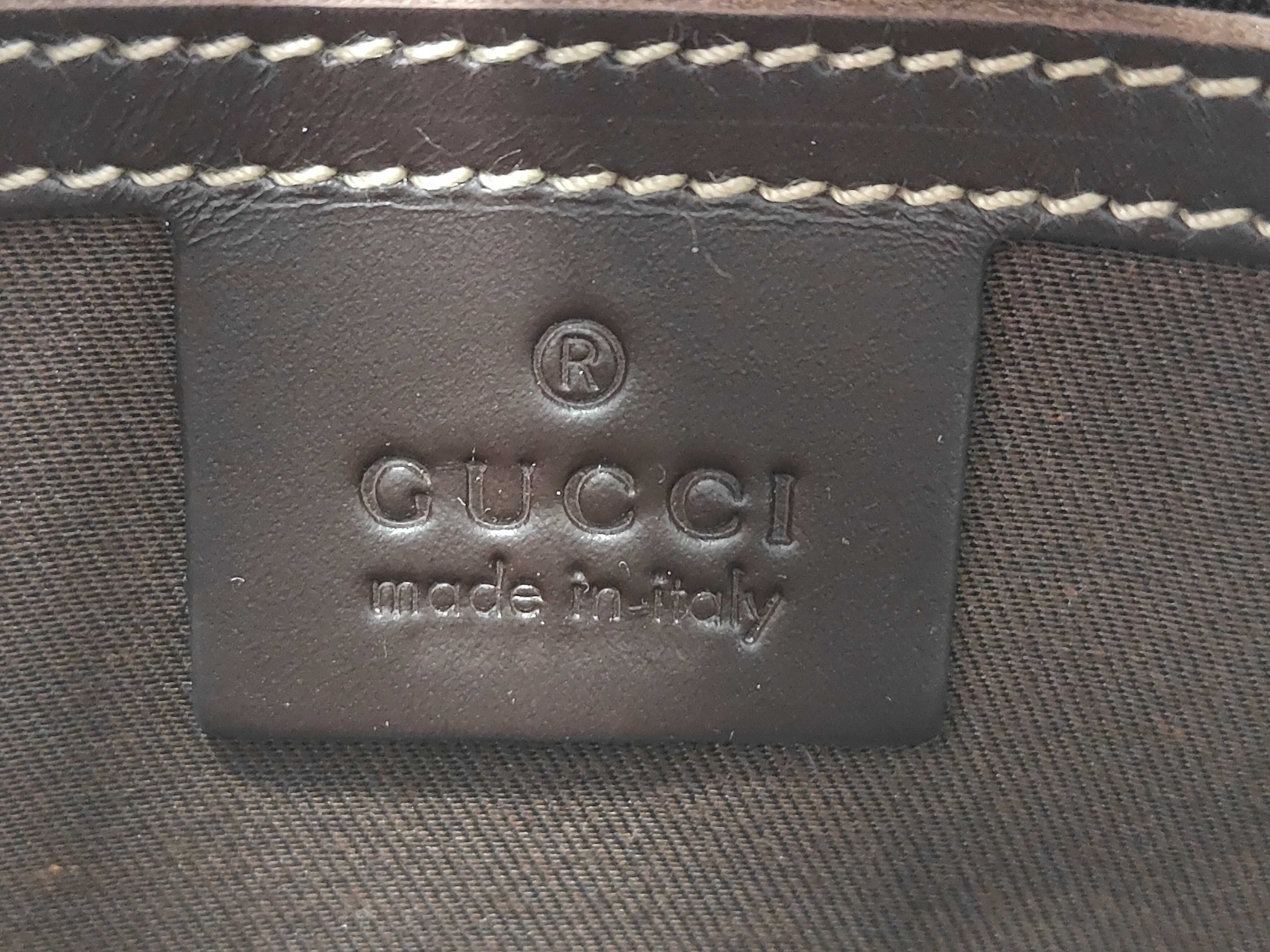 GG Supreme 233268 Shoulder Bag — view 9