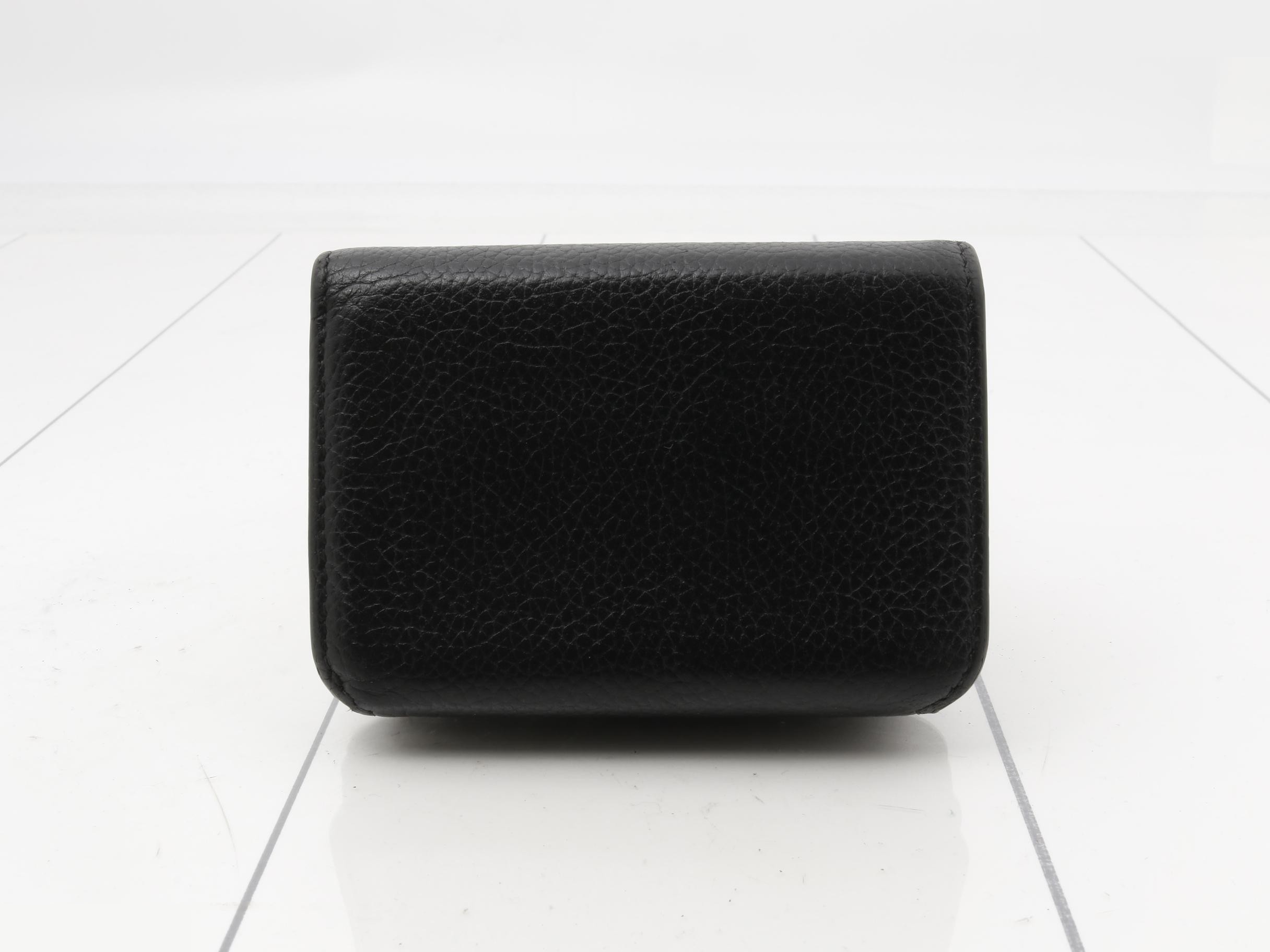 Other lines: Bags and Wallets — view 2
