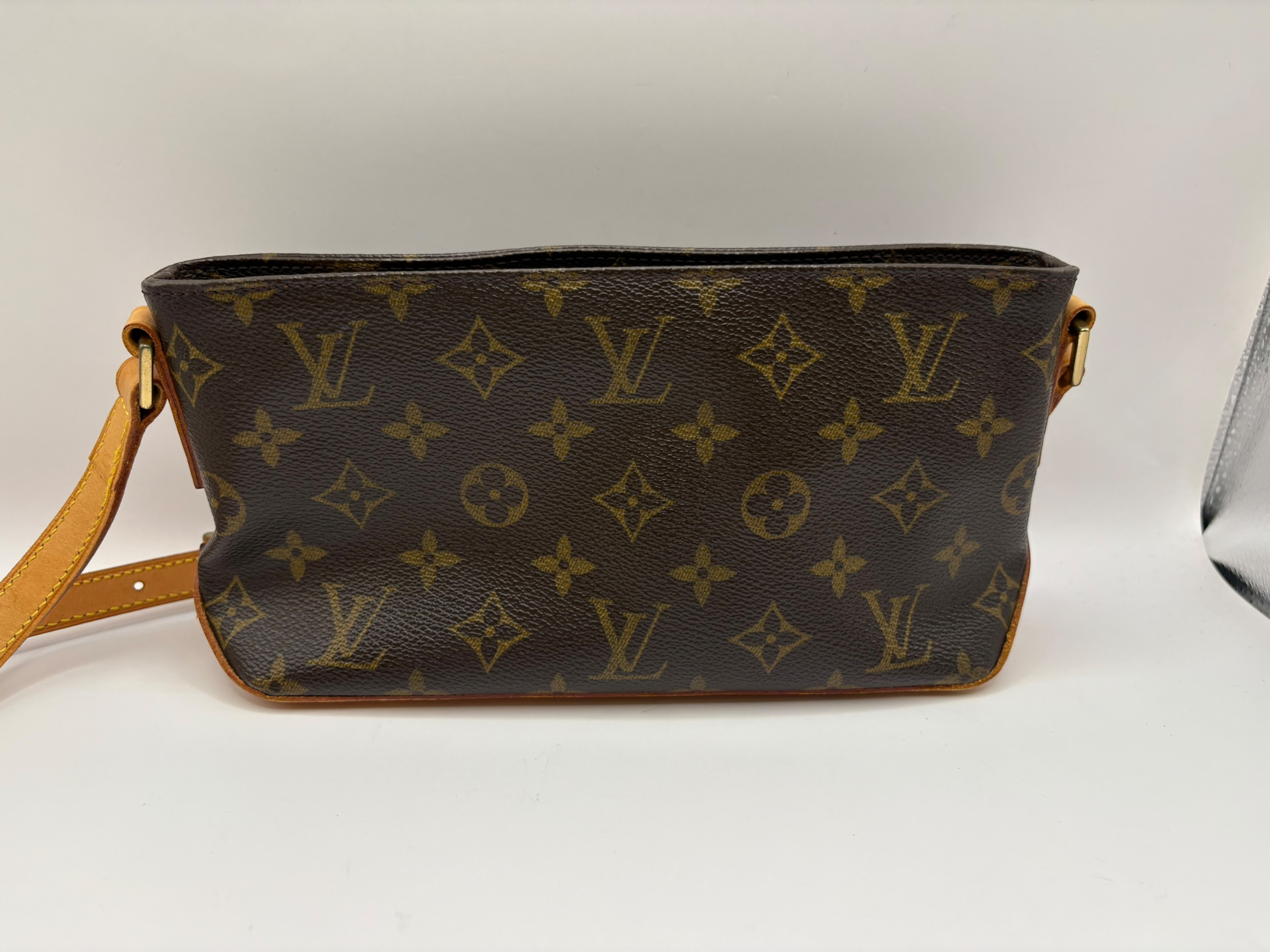 Monogram Trotteur M51240 AR0013 Shoulder Bag — view 2