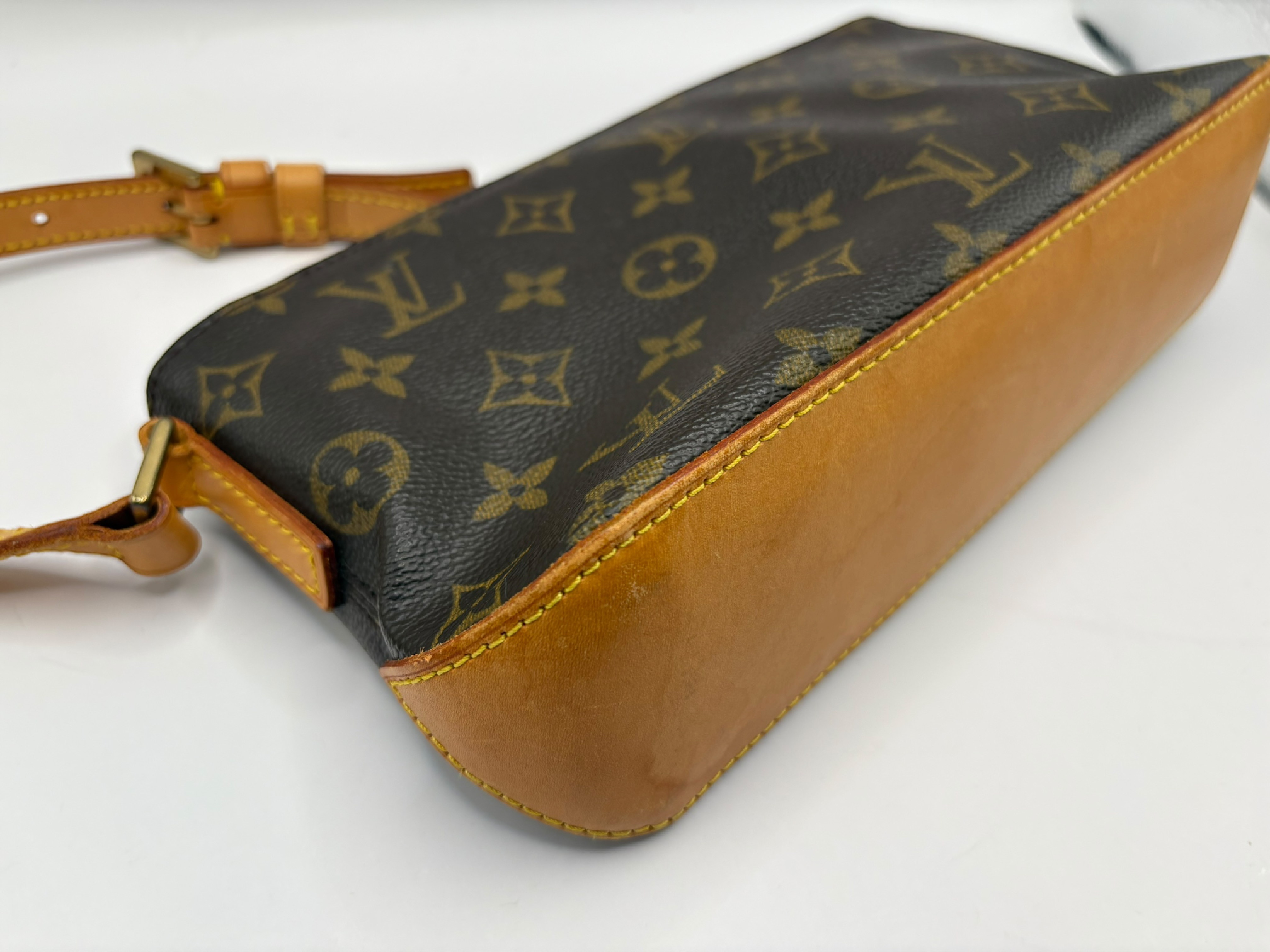 Monogram Trotteur M51240 AR0013 Shoulder Bag — view 4