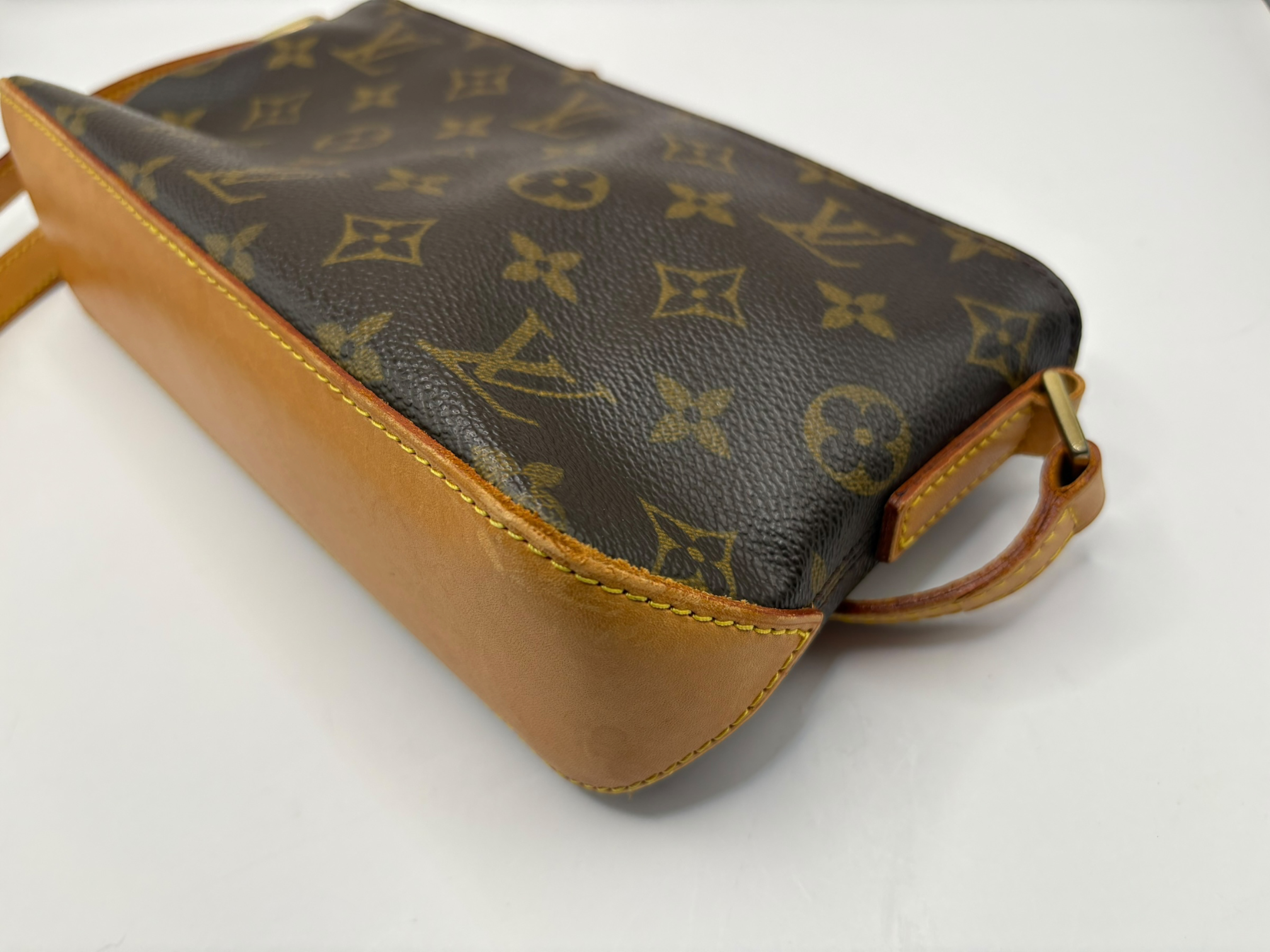 Monogram Trotteur M51240 AR0013 Shoulder Bag — view 5