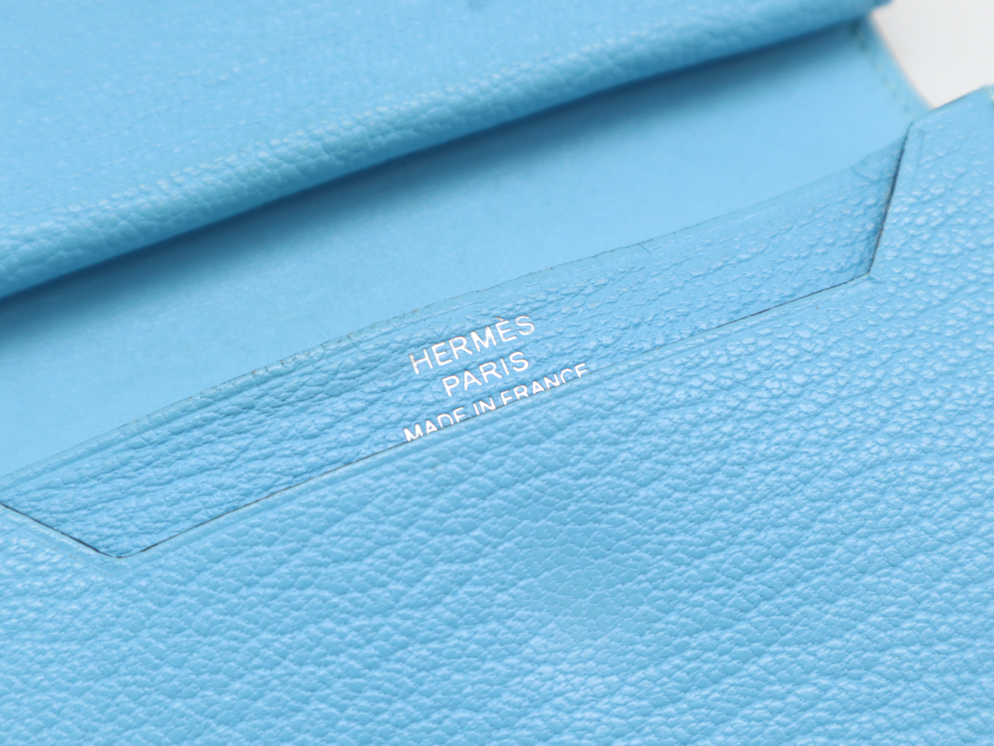 Bearn Mini Wallet, L stamp, Chevre leather, Blue — view 11