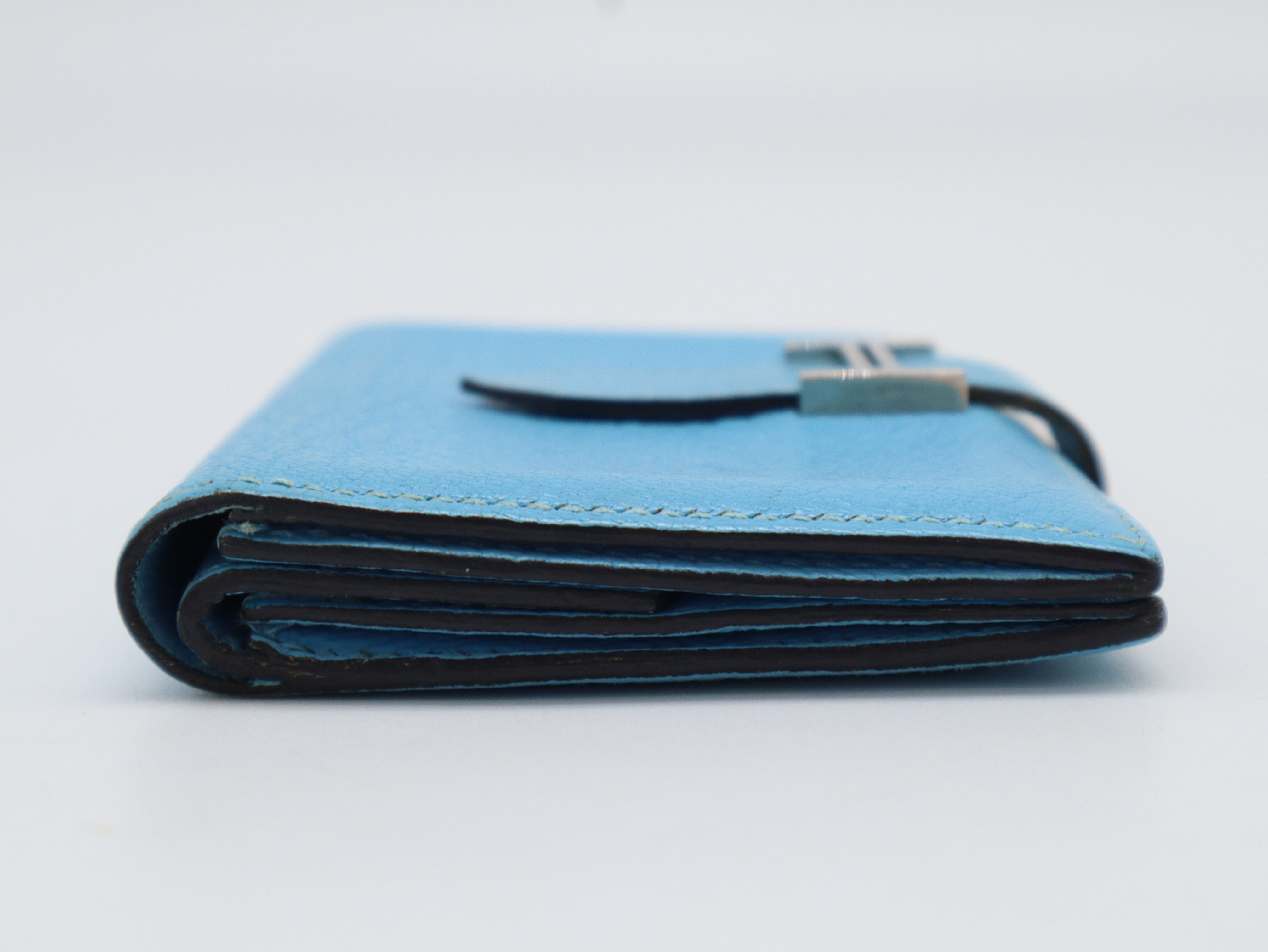 Bearn Mini Wallet, L stamp, Chevre leather, Blue — view 5