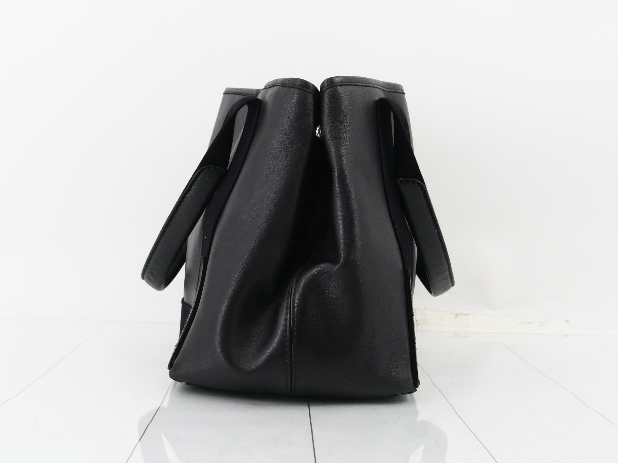 Navy Cabas Leather Handbag — view 4