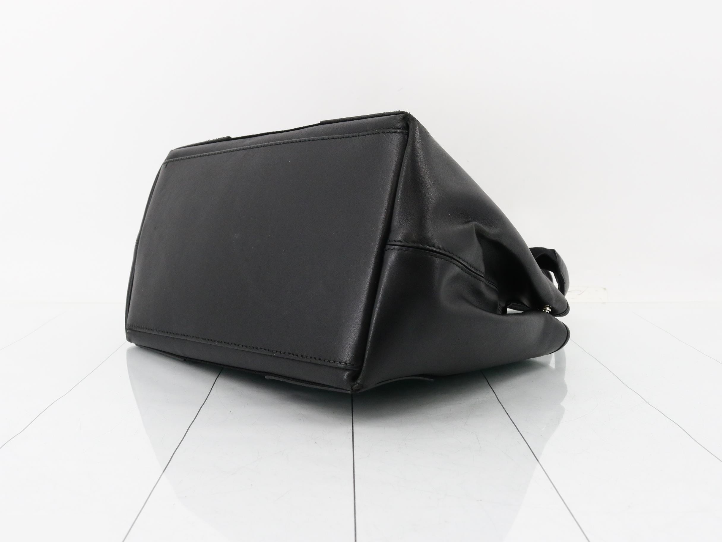 Navy Cabas Leather Handbag — view 6