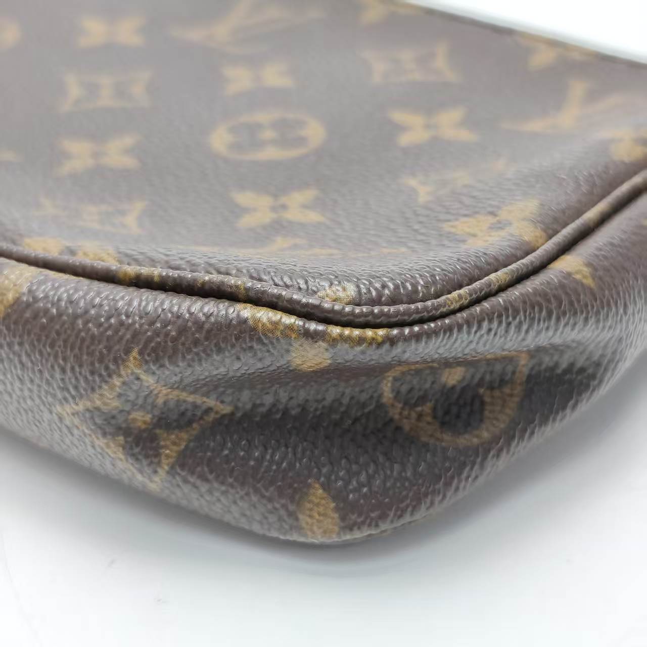 【*Shipped from: China*】LOUIS VUITTON Pochette Accessoires PU Handbag — view 4