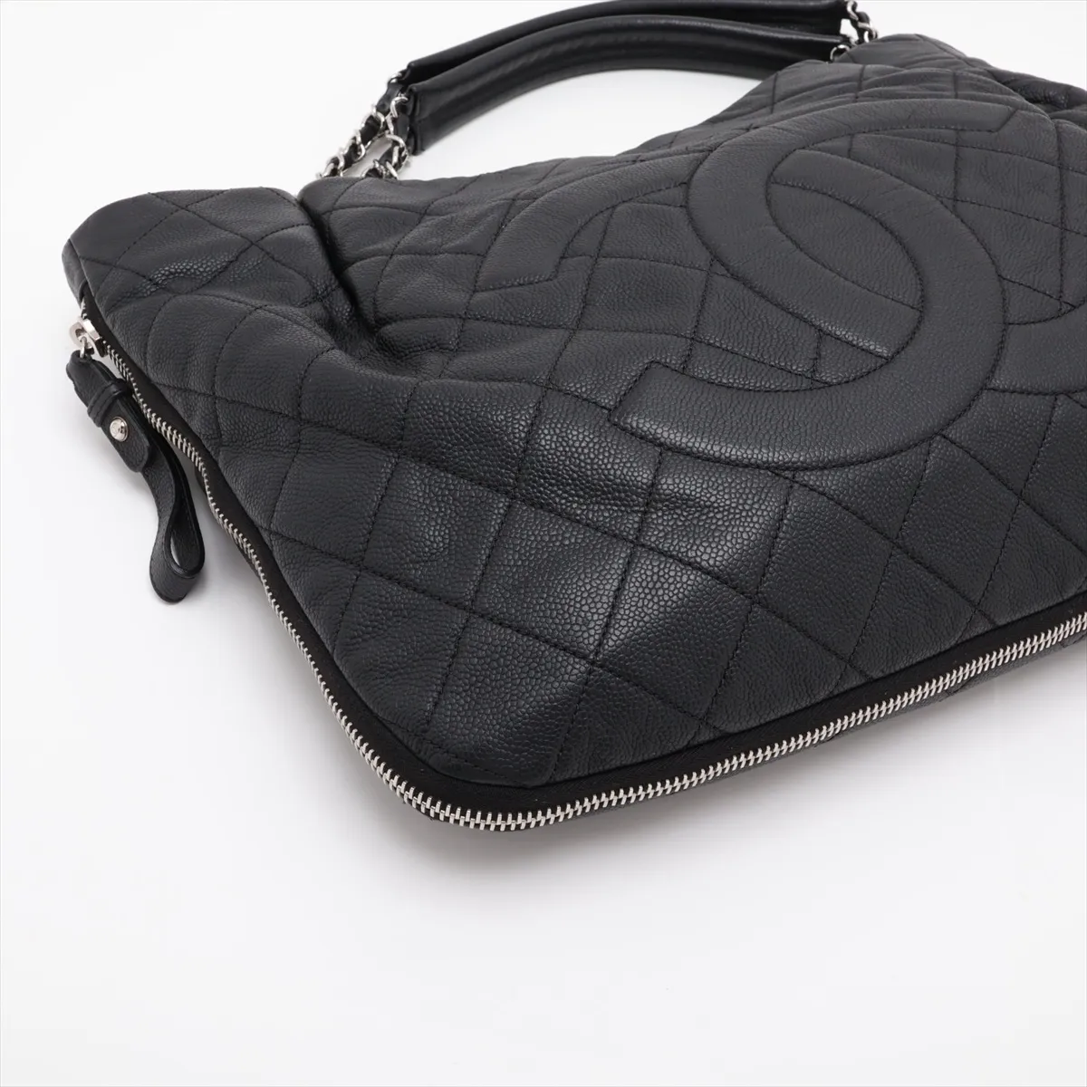 Matelassé Caviar Skin Chain Tote Bag, Black with Silver Hardware, Item No. 14450025 (Serial Number 14) — view 4