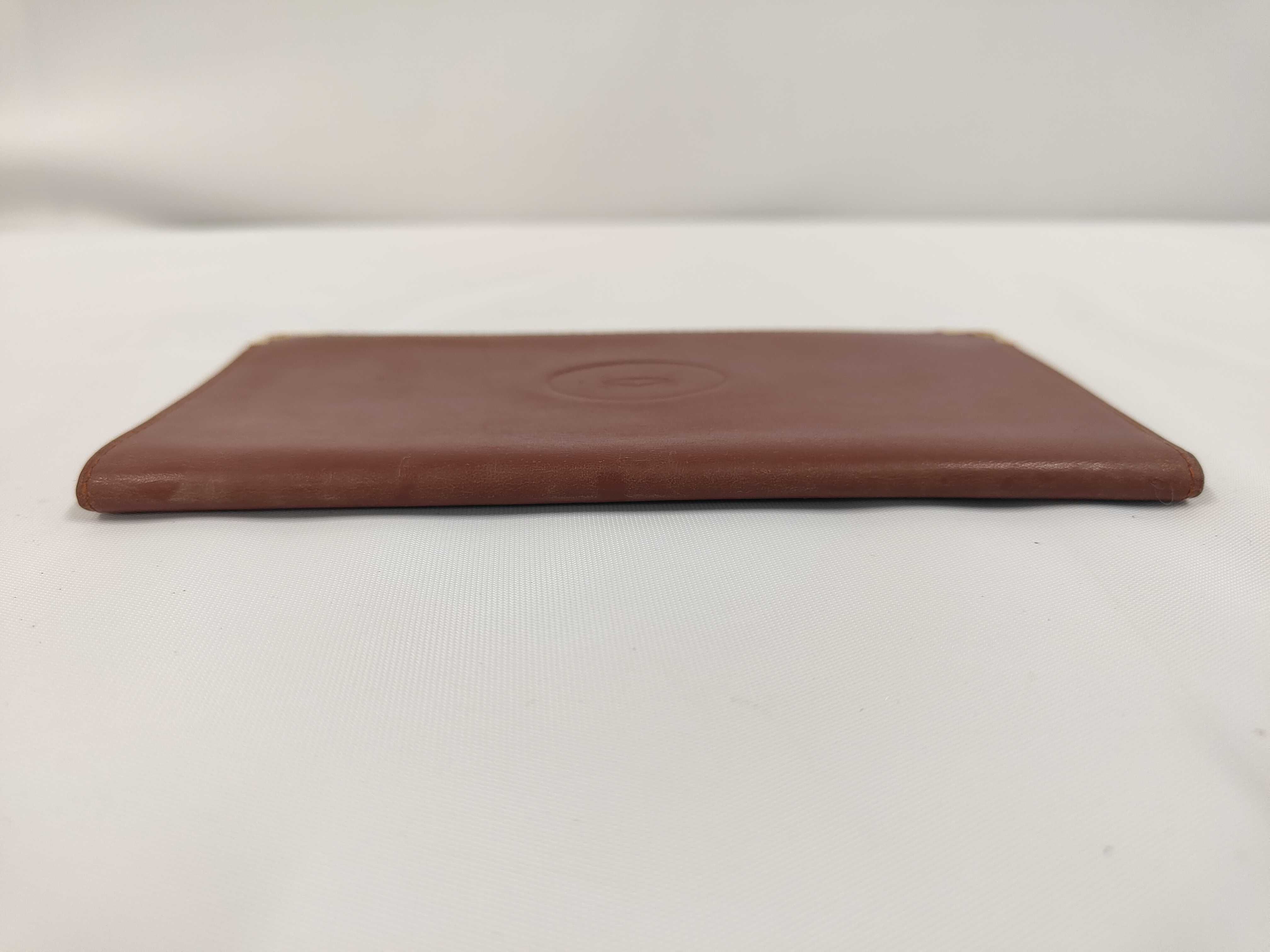 wallet — view 3