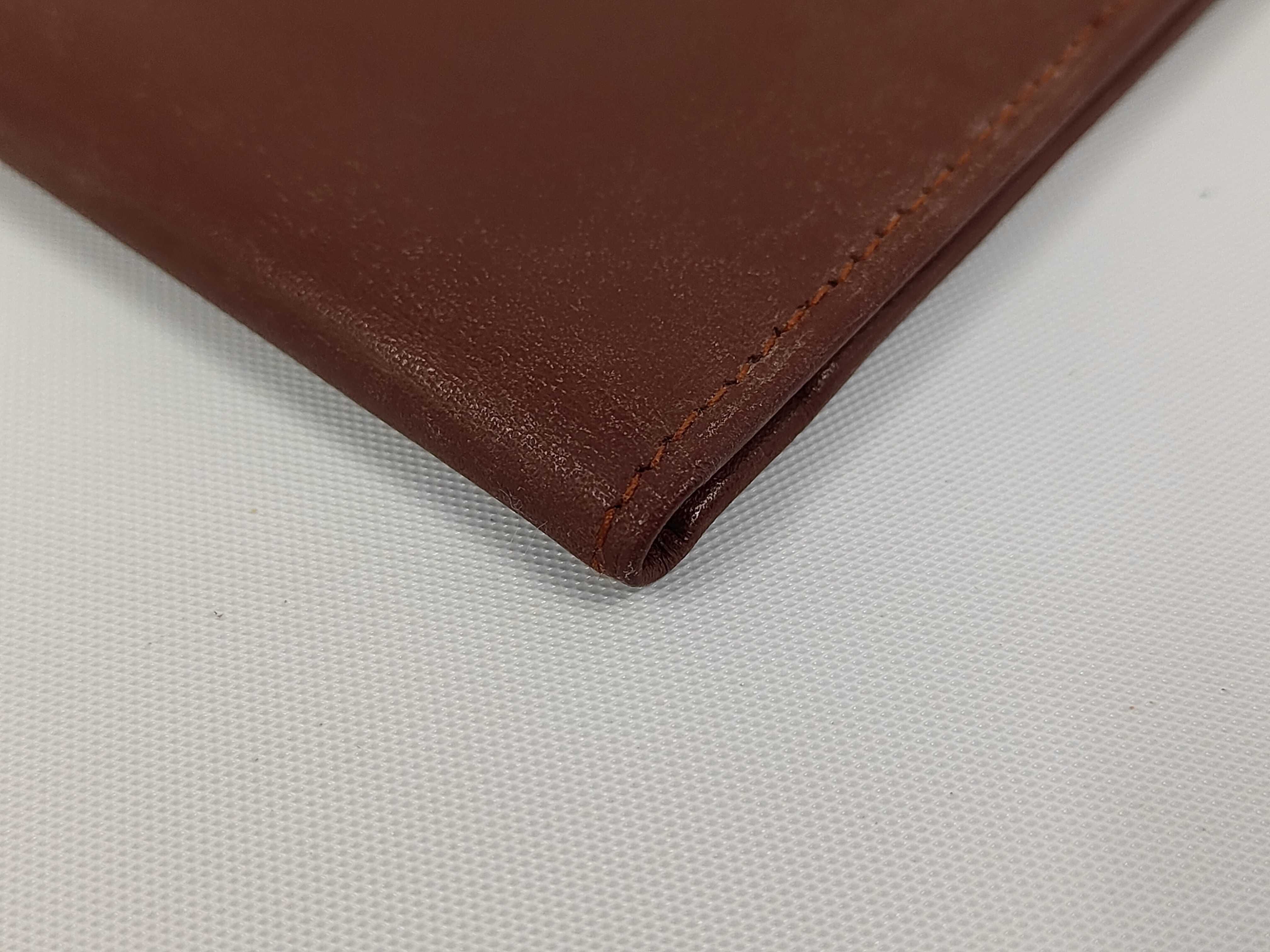wallet — view 4