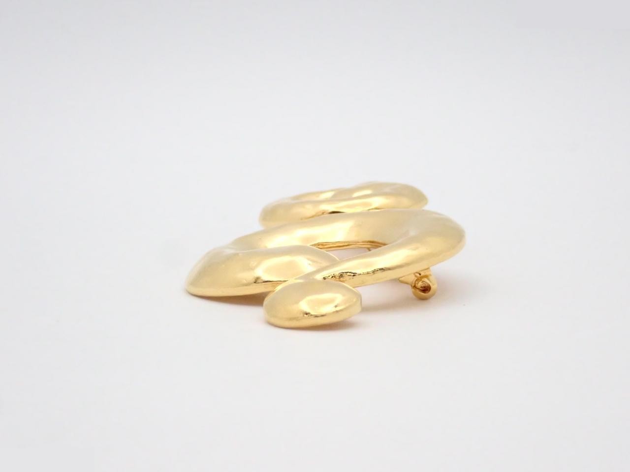 GP Brooch — view 3