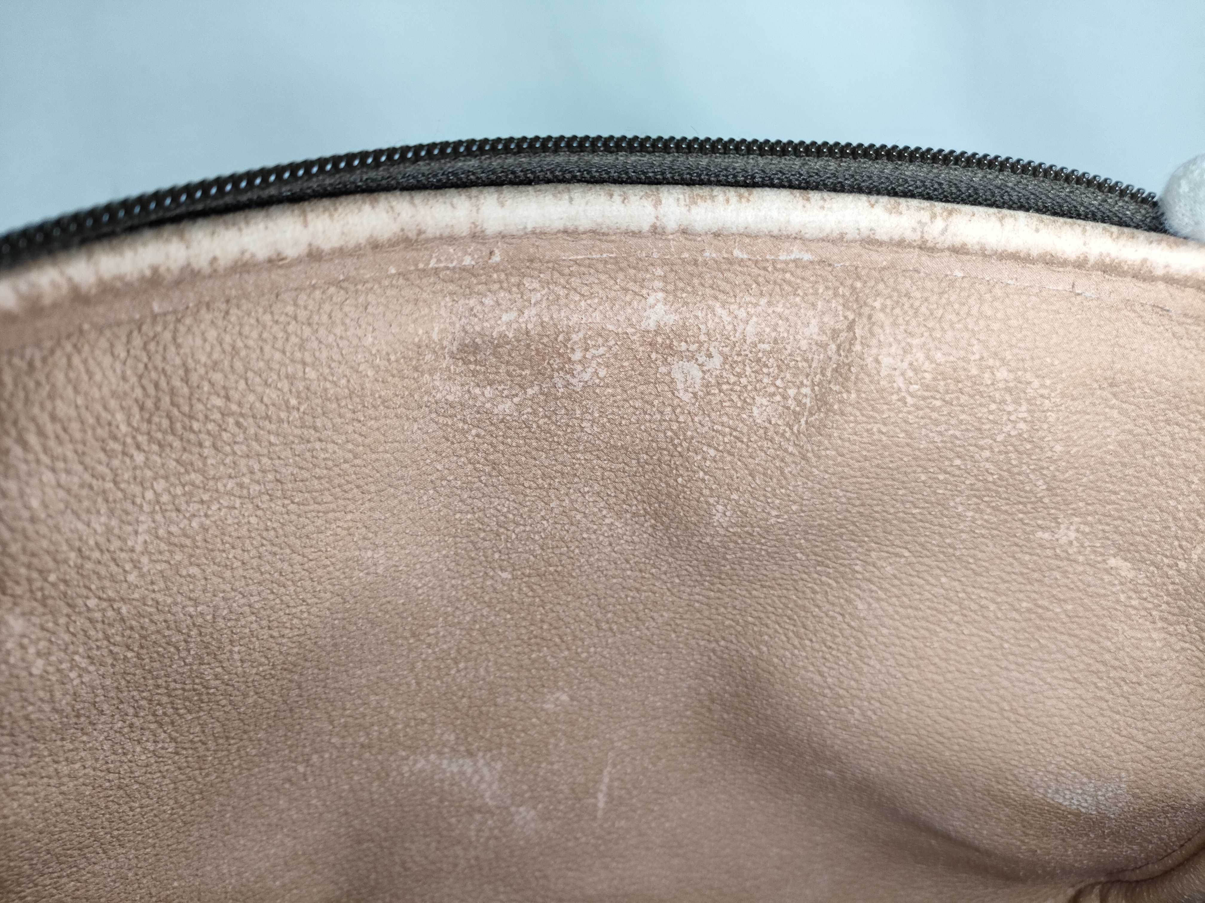 Old Gucci Shoulder Bag — view 13