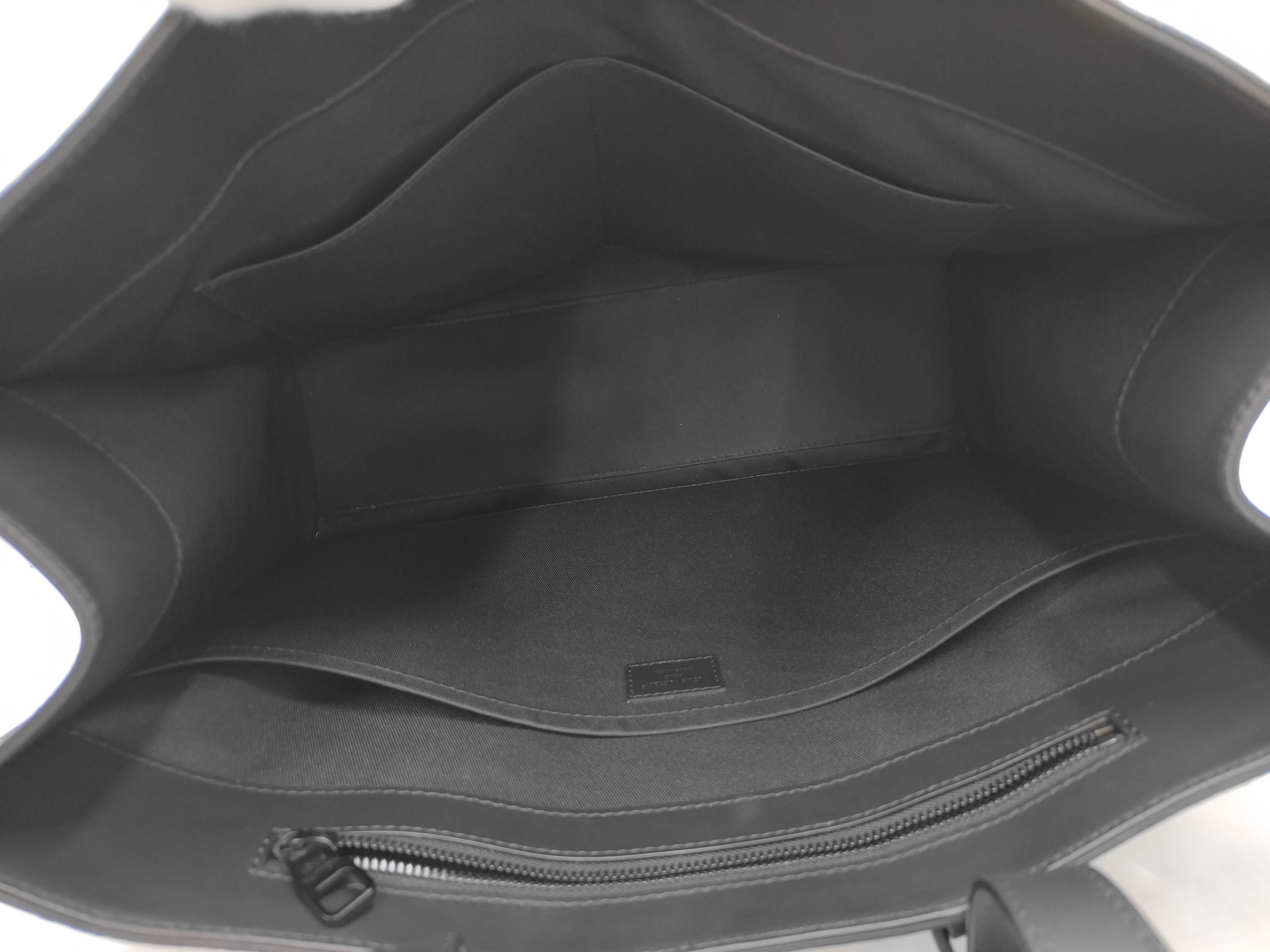 Sac Plat 24H Taurillon Leather M24786 RFID Tote Bag — view 9