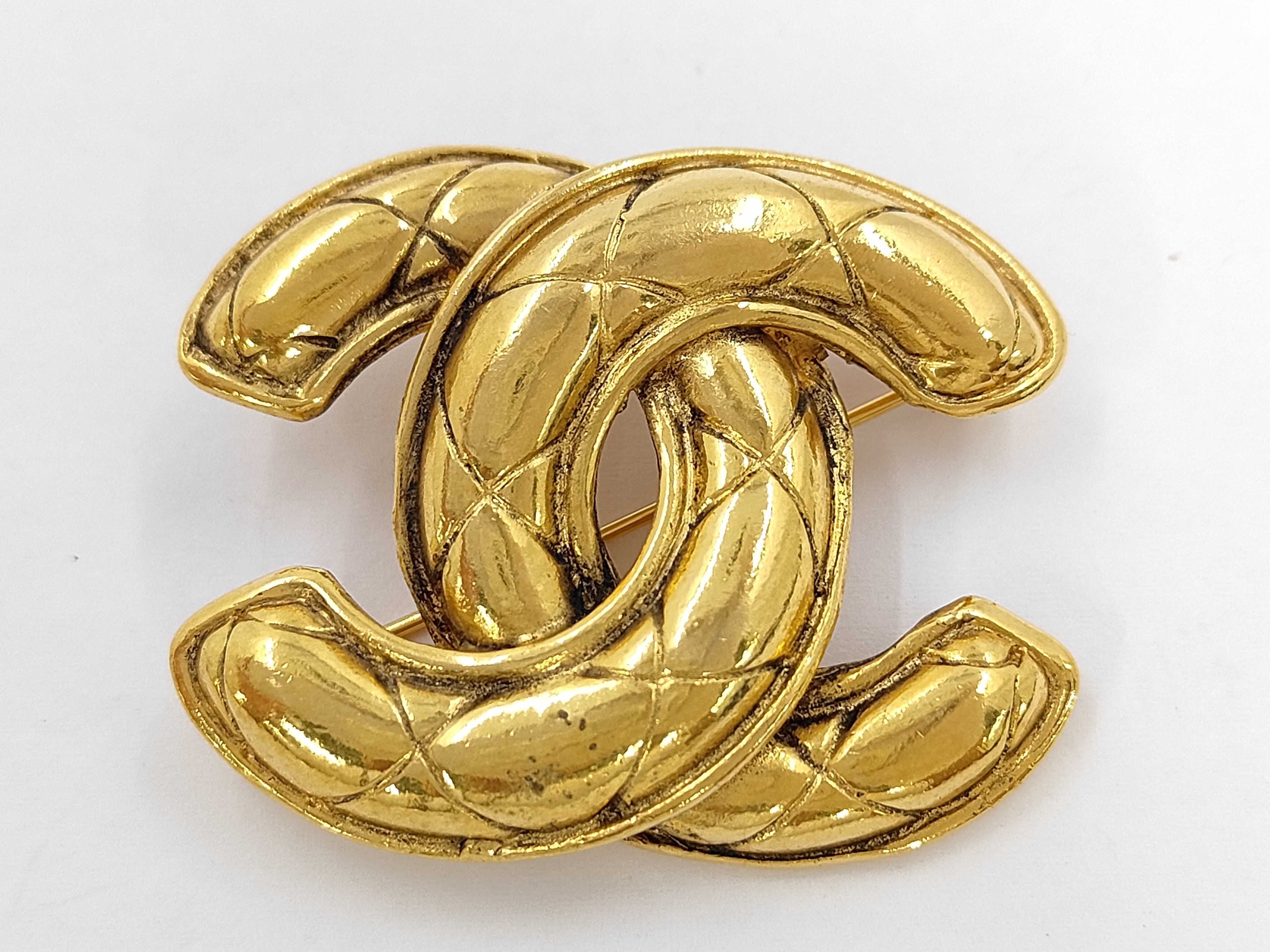 Matelassé Coco Gold BL Brooch