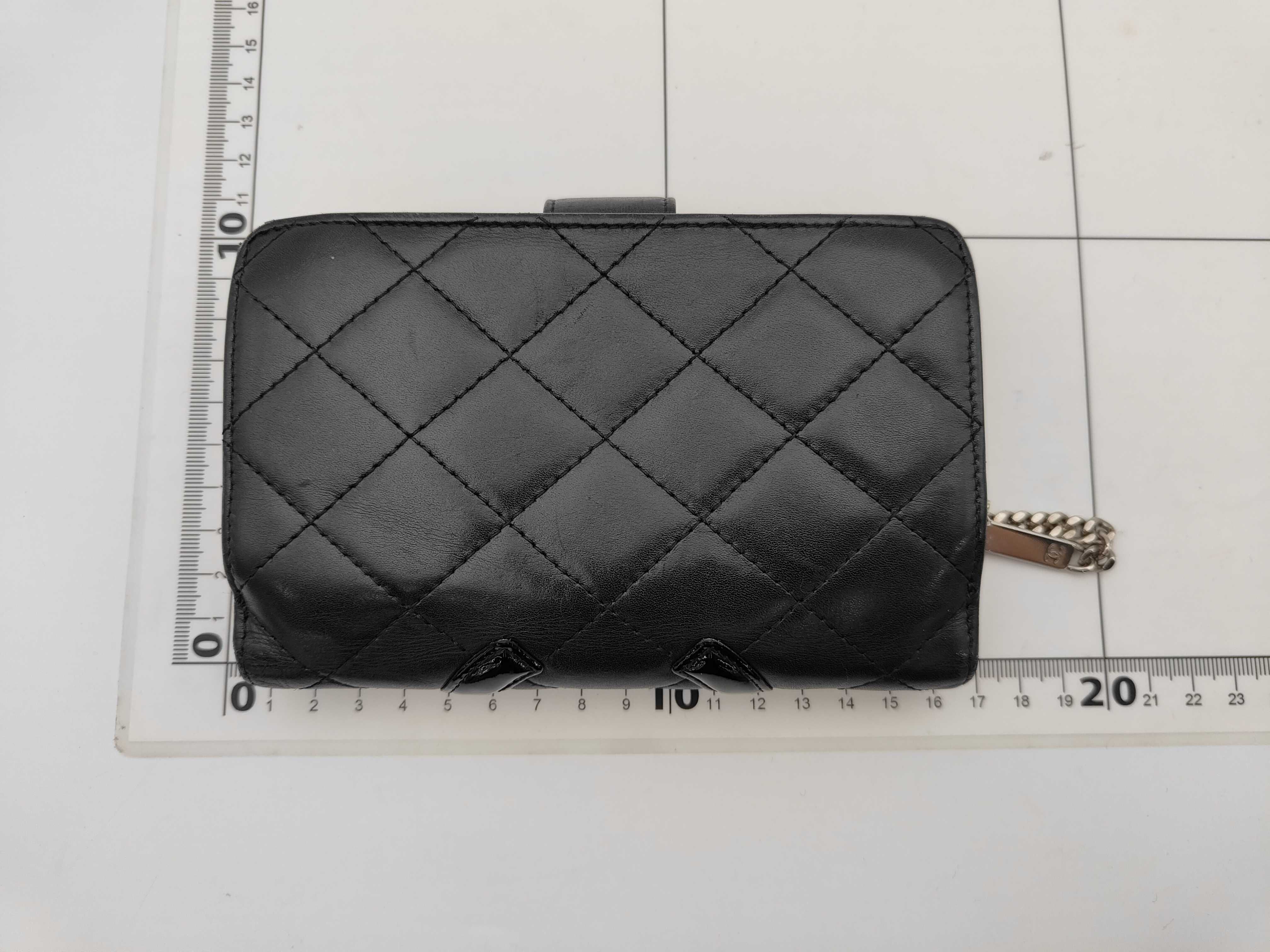 Coco Mark Cambon Wallet Seal Guarantee Wallet — view 2
