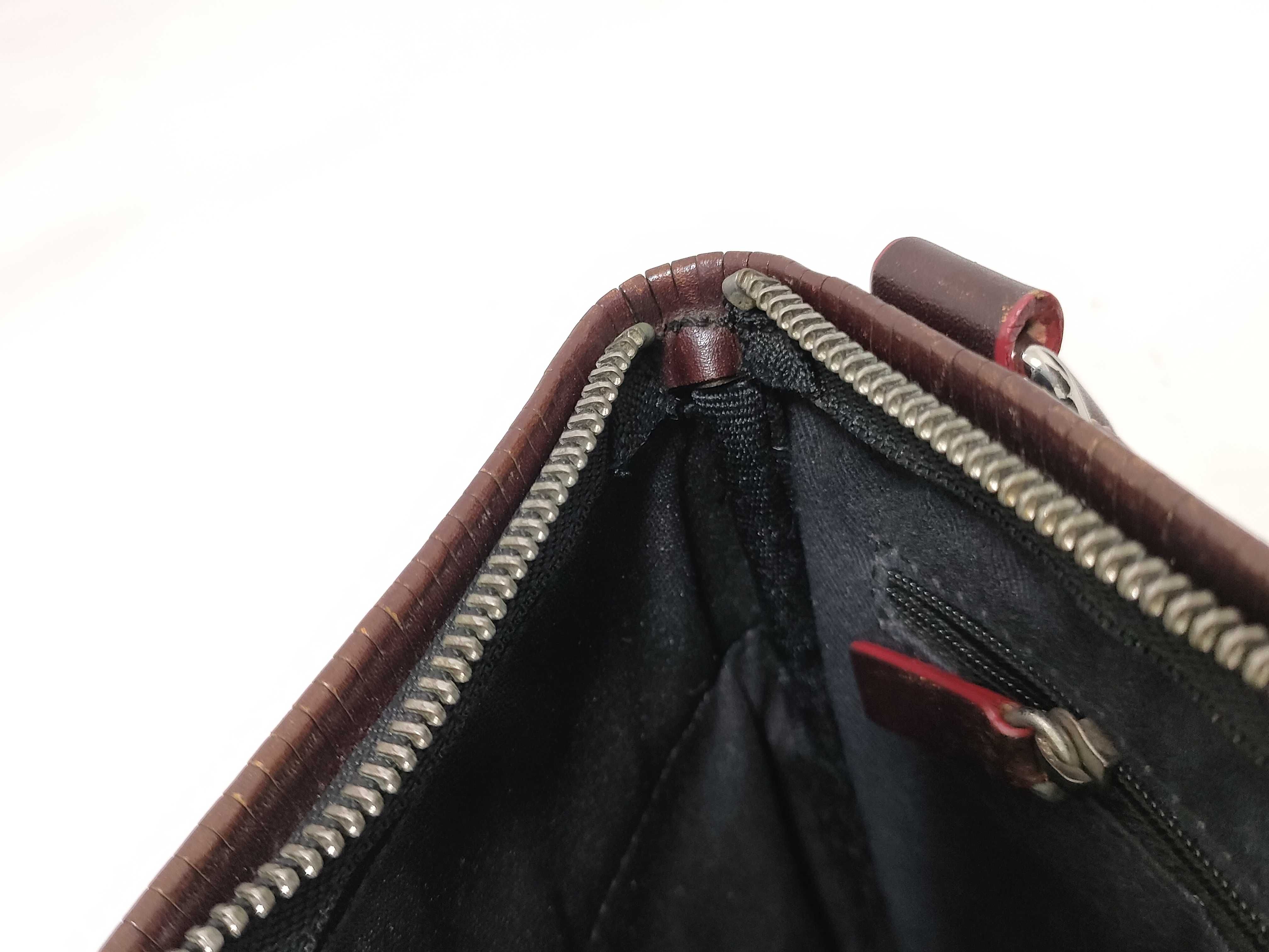 Anagram Shoulder Bag — view 9