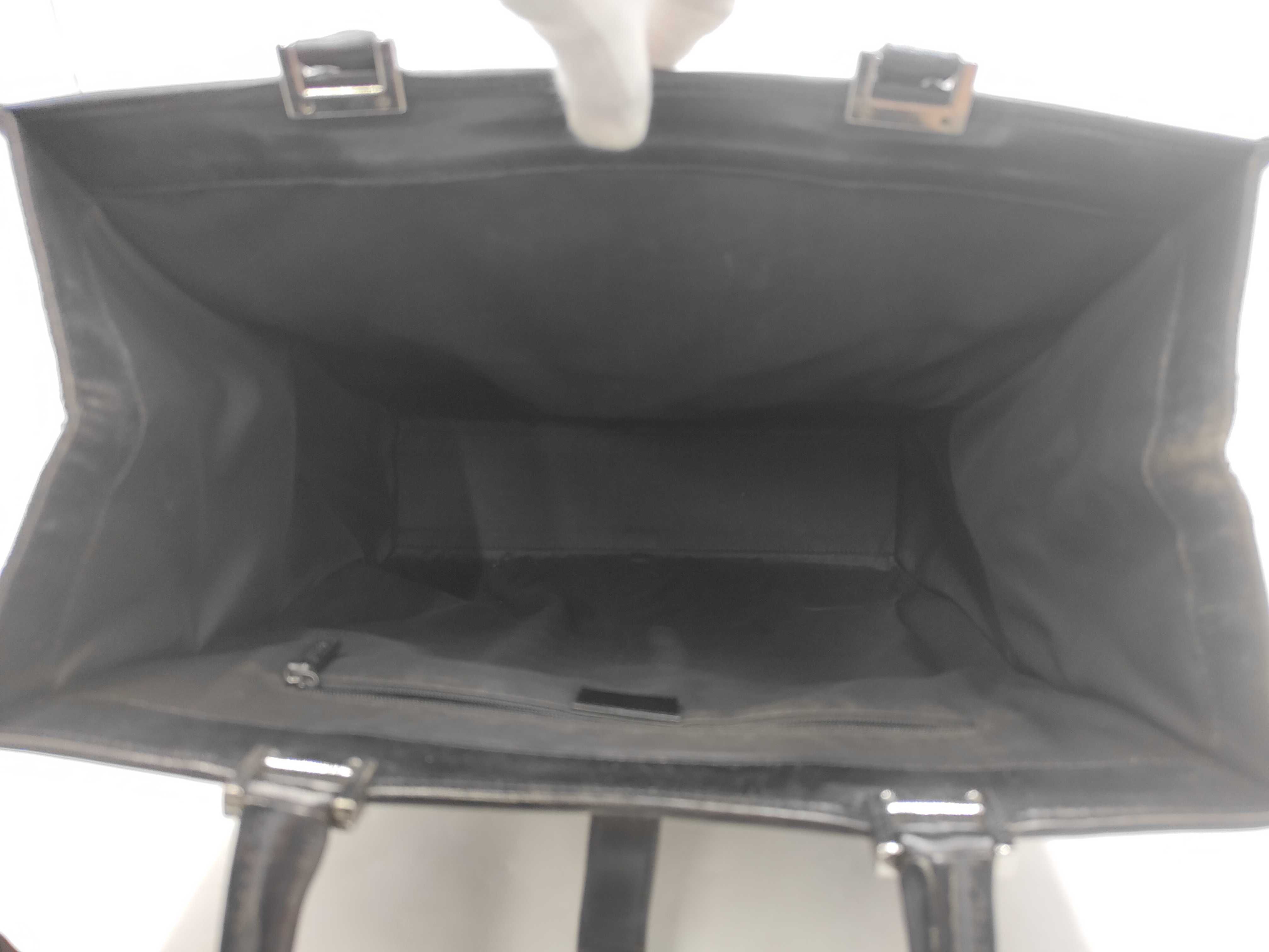 GG Canvas Jackie Black Handbag — view 9