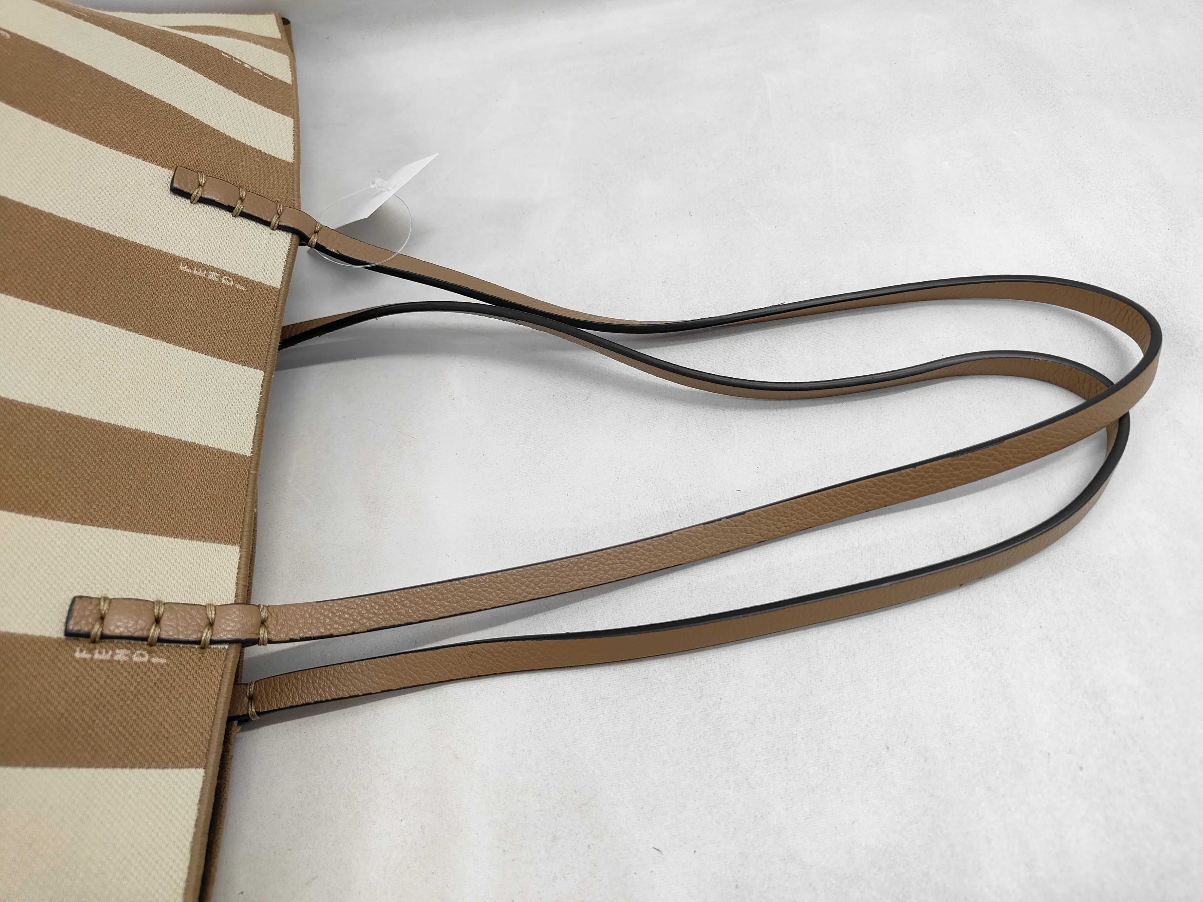 Roll Large Reversible Tote Bag 8BH425 Tote Bag — view 3