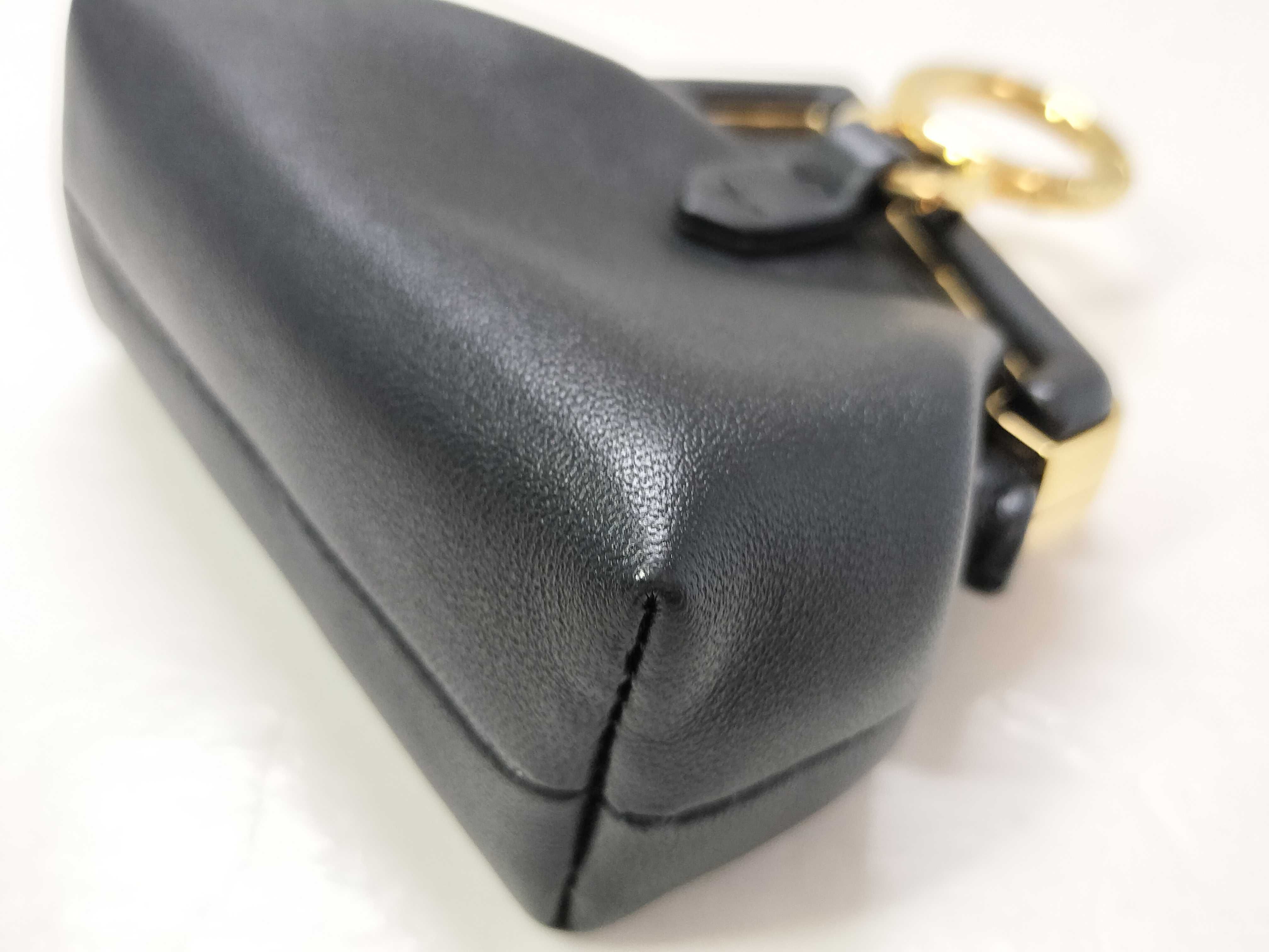 Mini Hand Chain Shoulder Bag Pouch — view 3