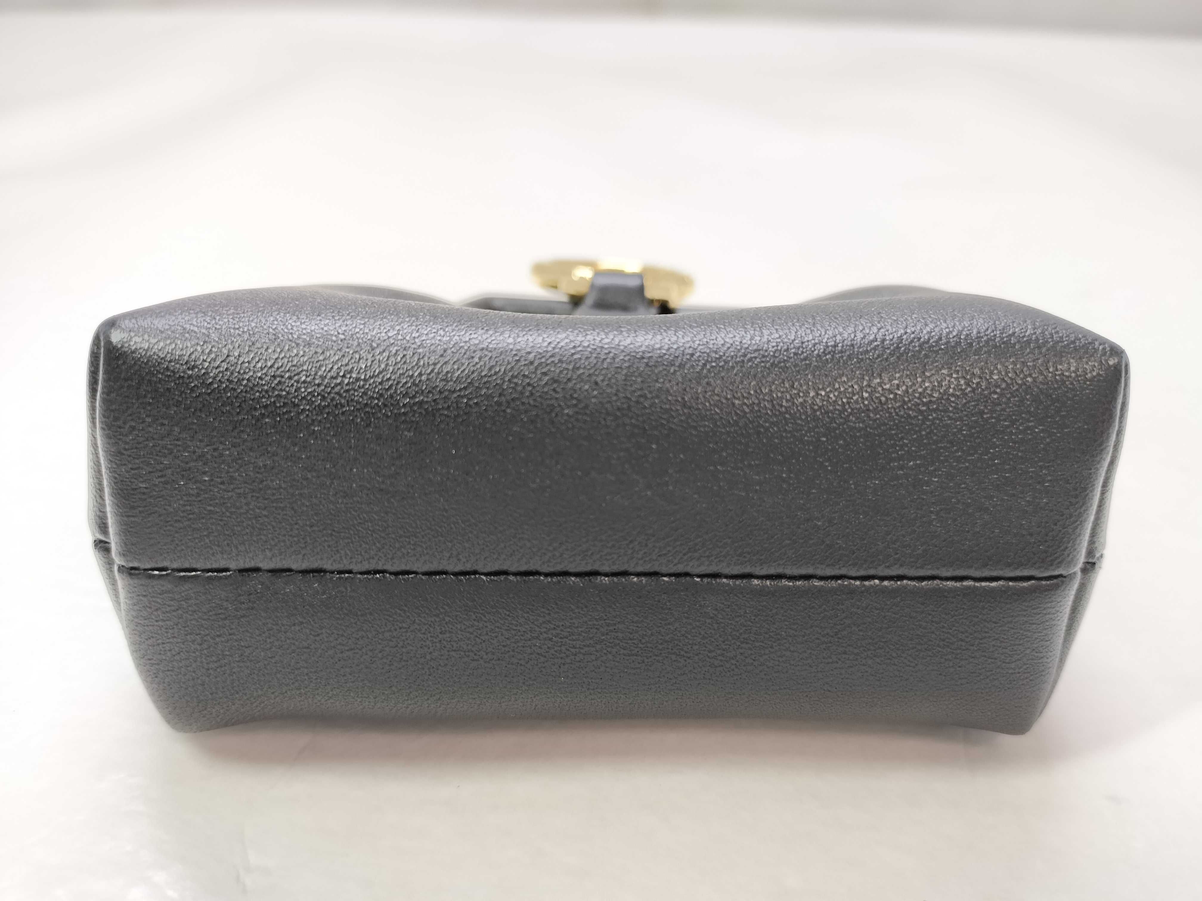 Mini Hand Chain Shoulder Bag Pouch — view 4