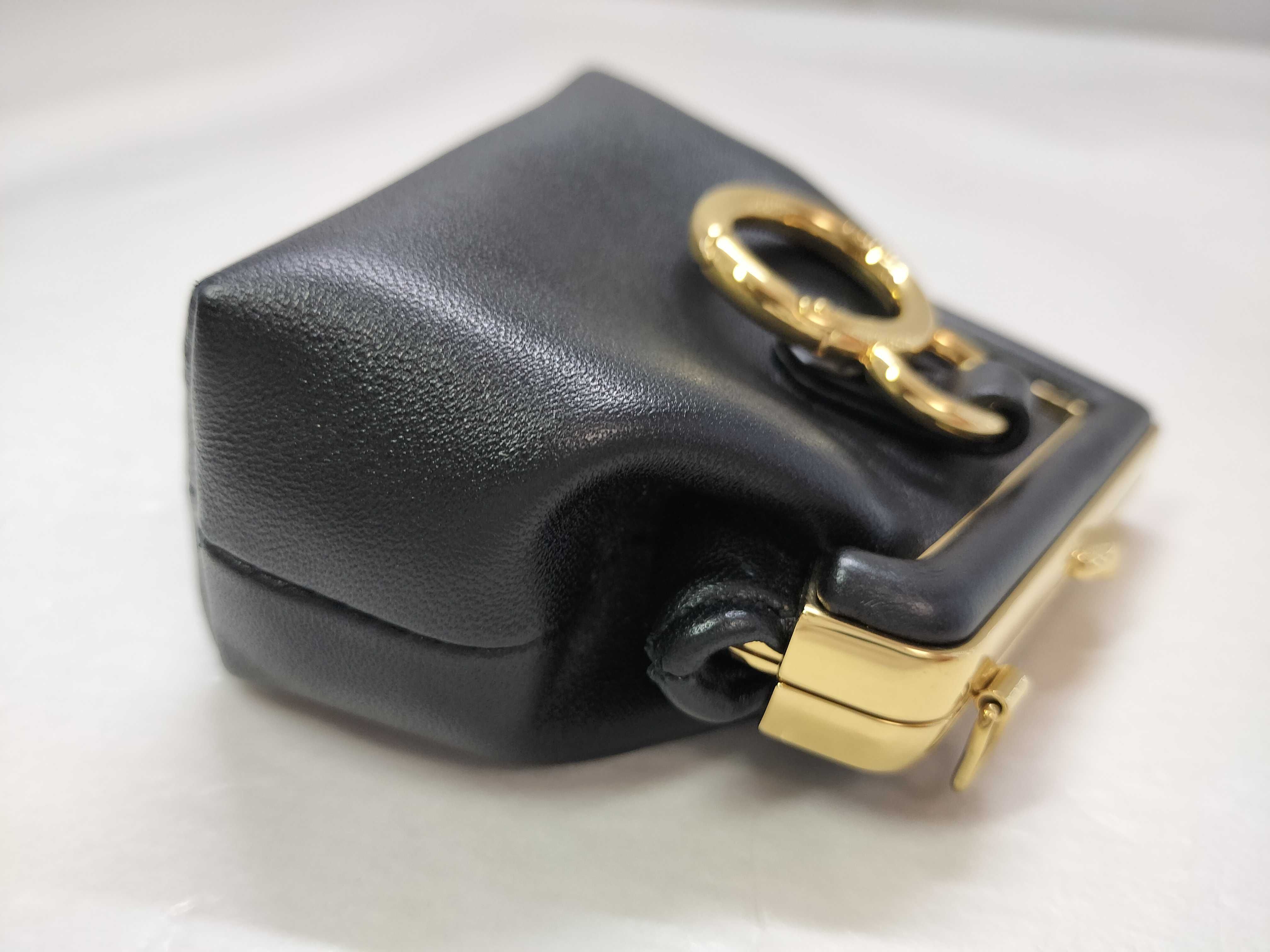 Mini Hand Chain Shoulder Bag Pouch — view 5