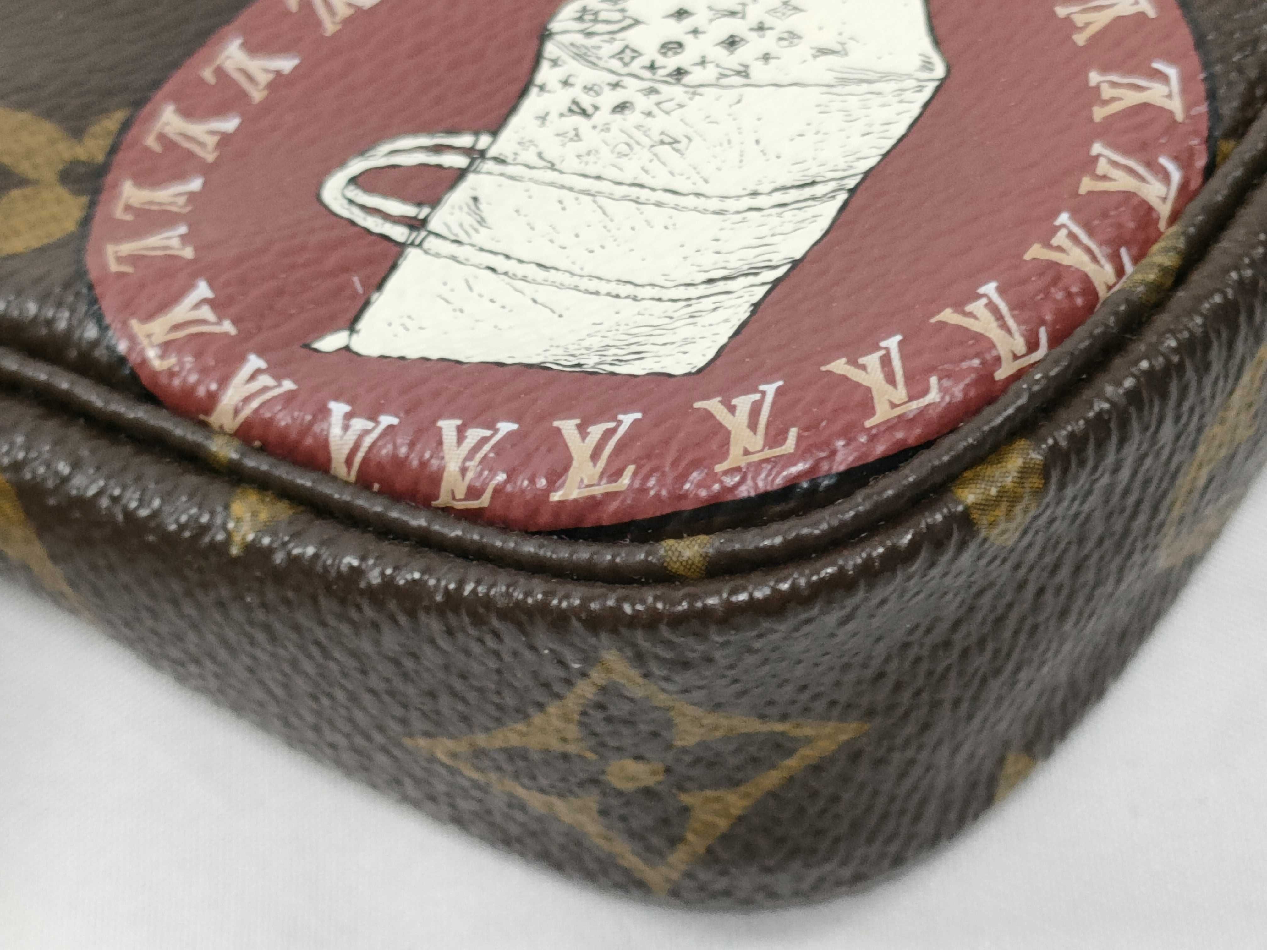 Monogram Vuitton Monogram Patch Mini Pochette Accessoires M95804 FL3088 Pouch — view 4