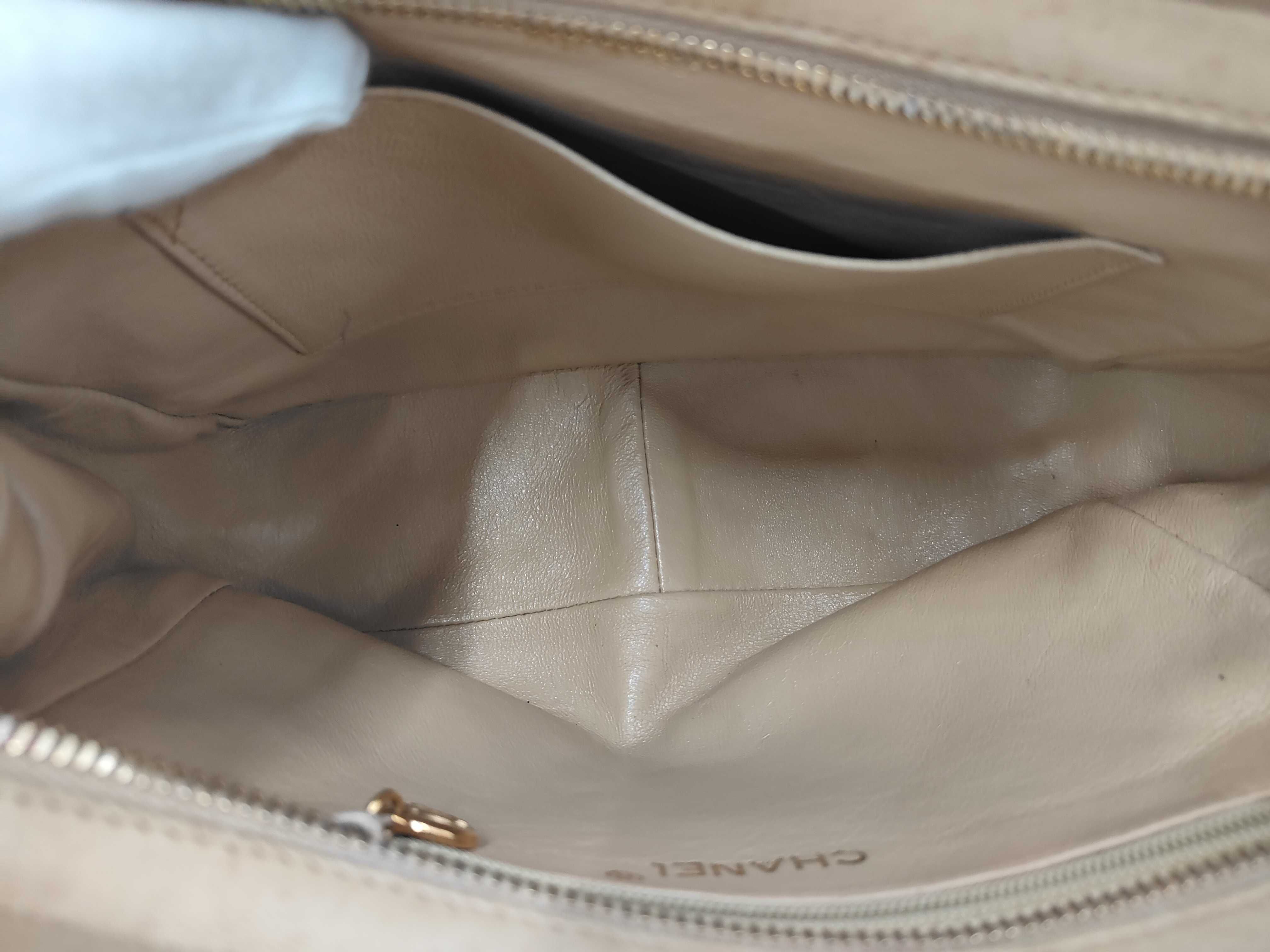 Matelassé 23 Handbag — view 9