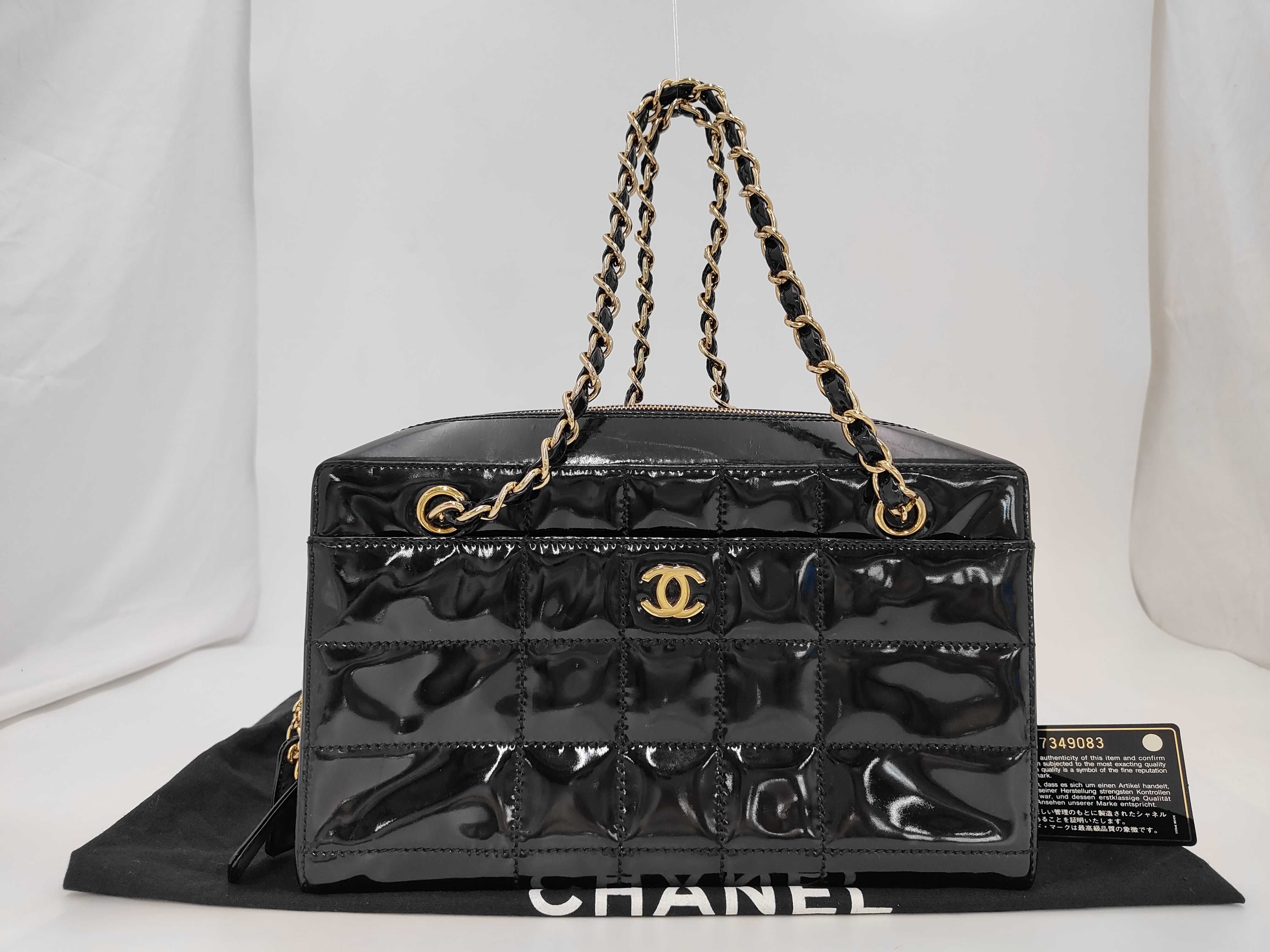 Chain Shoulder Bag, Enamel, Black, 349083, Gold Hardware, Dust Bag Included