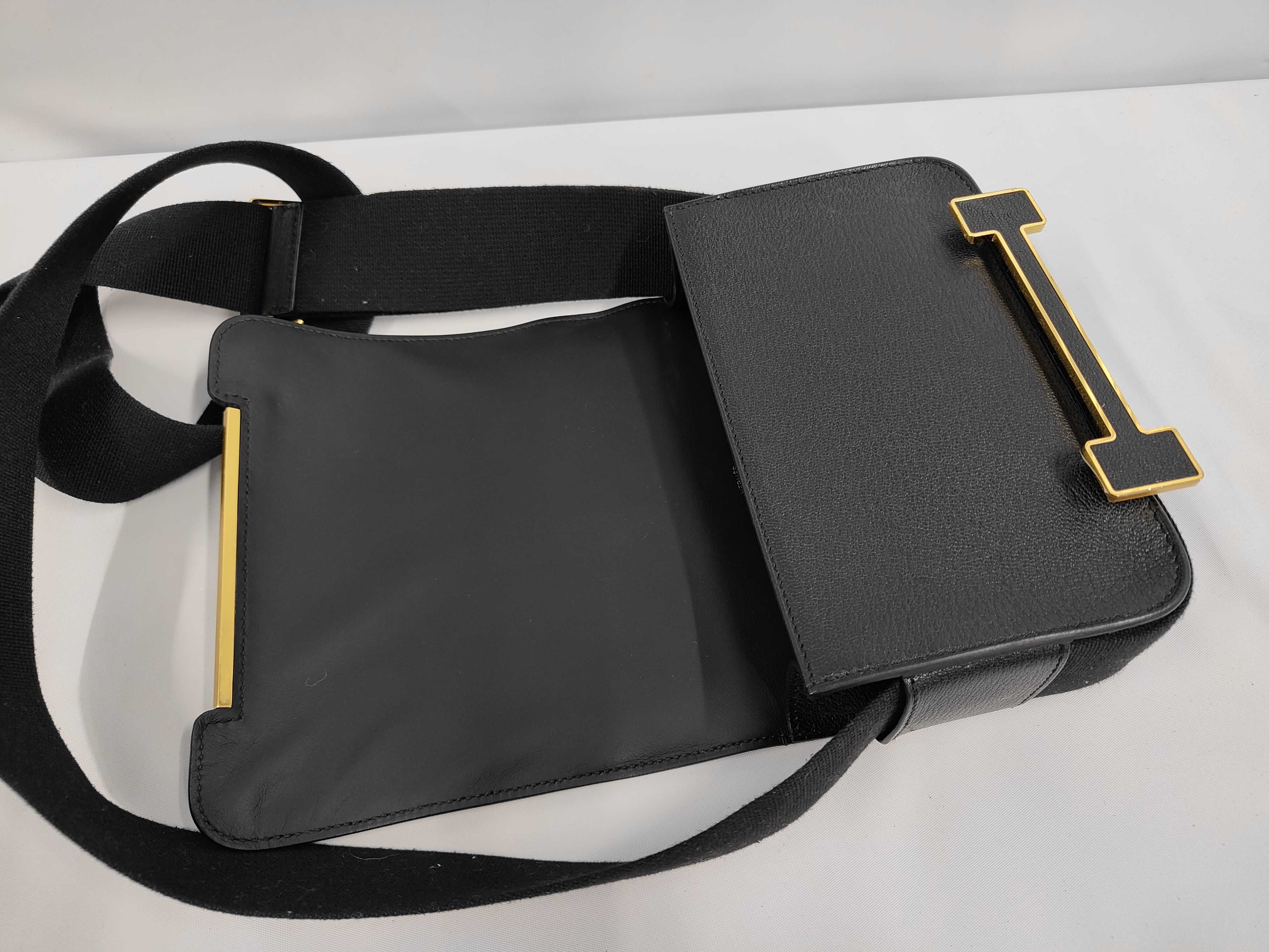 Geta Chevre Mysore Black Gold Hardware Shoulder Bag — view 7
