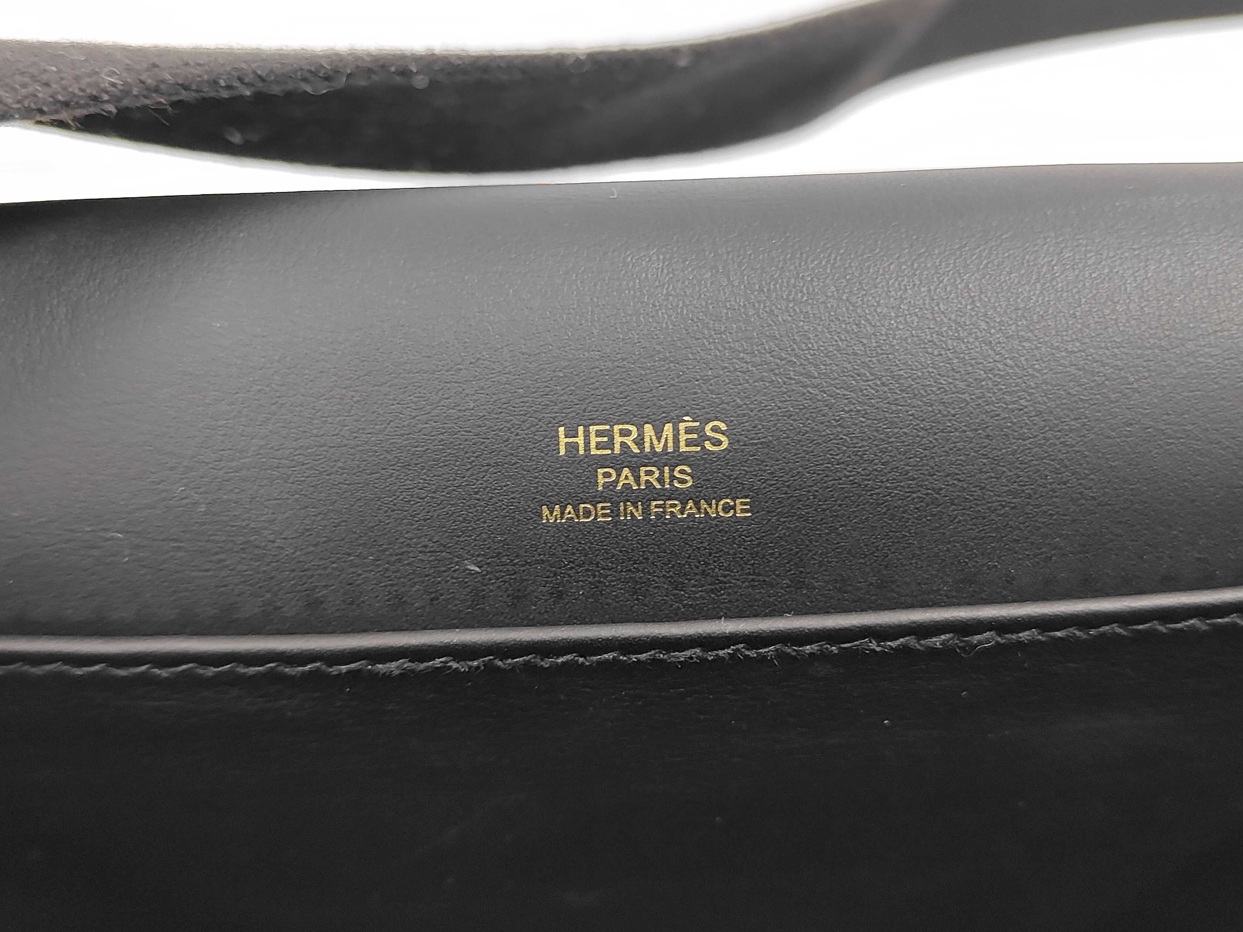 Geta Chevre Mysore Black Gold Hardware Shoulder Bag — view 9