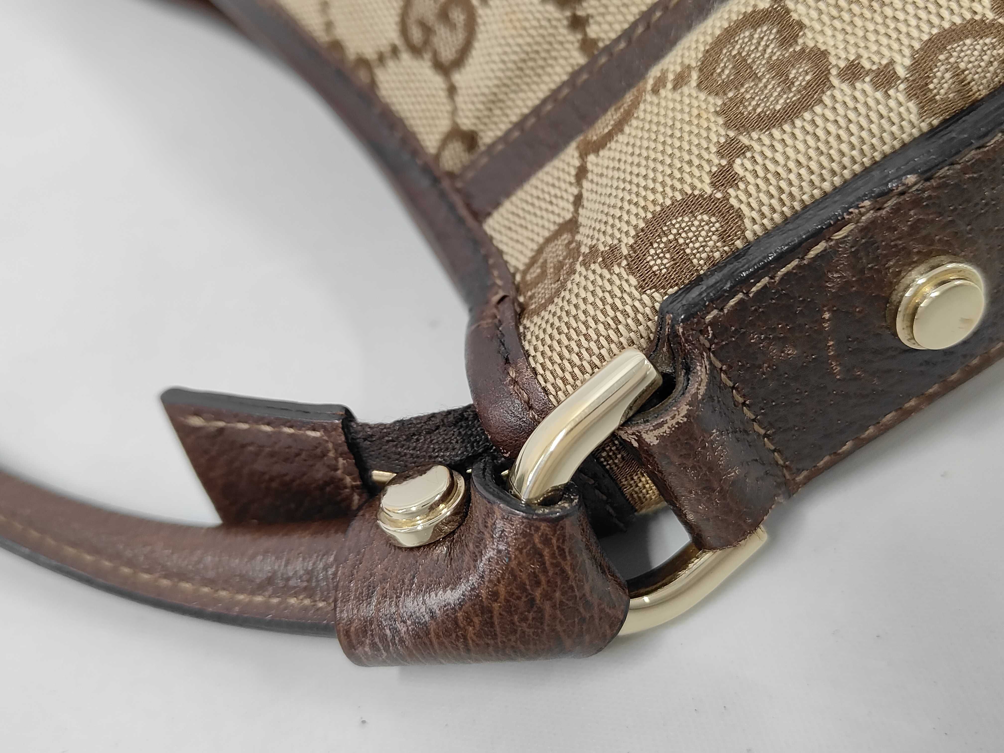 GG Canvas Abbey Handbag Accessory Pouch Shoulder Bag — view 6