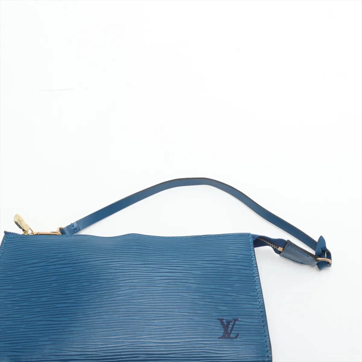 Epi Pochette Accessoire M52945 AR0995 Blue — view 6