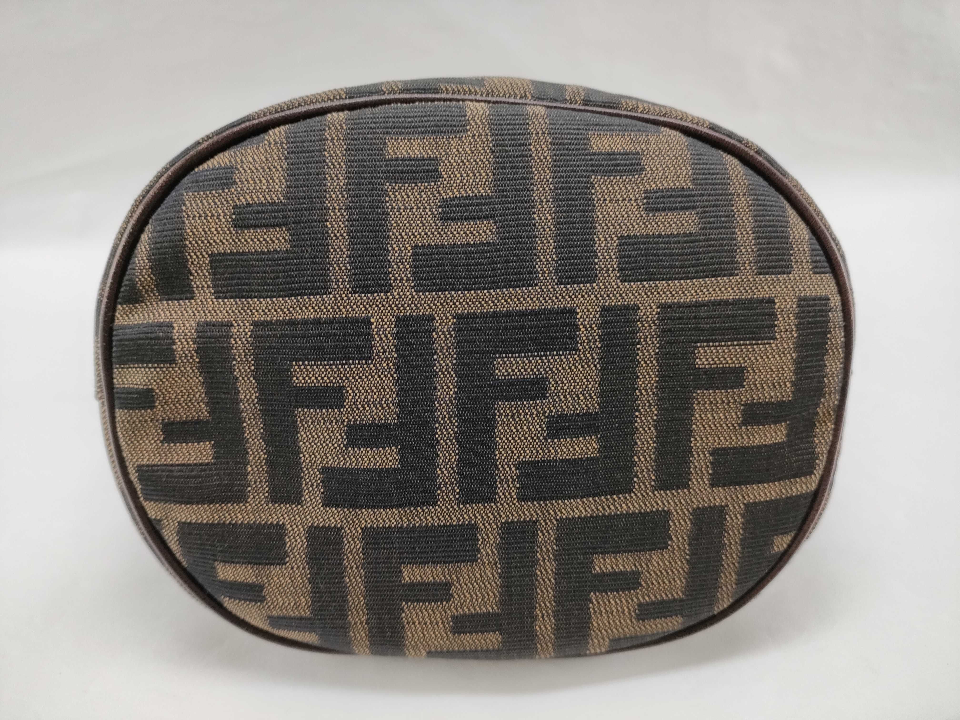 Zucca Pattern Fendi Zugga Mamma Bucket Handbag — view 7