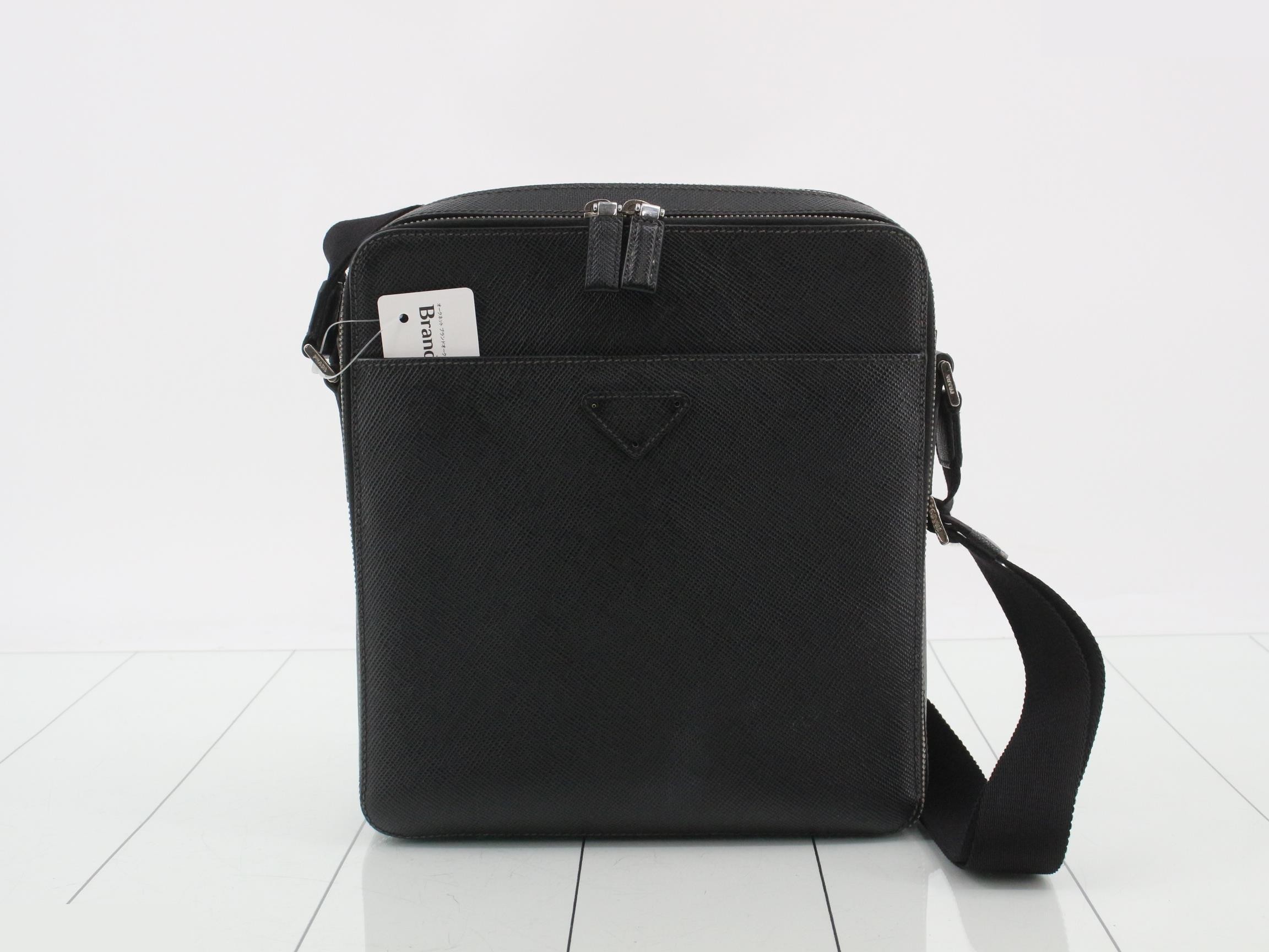 Shoulder bag
