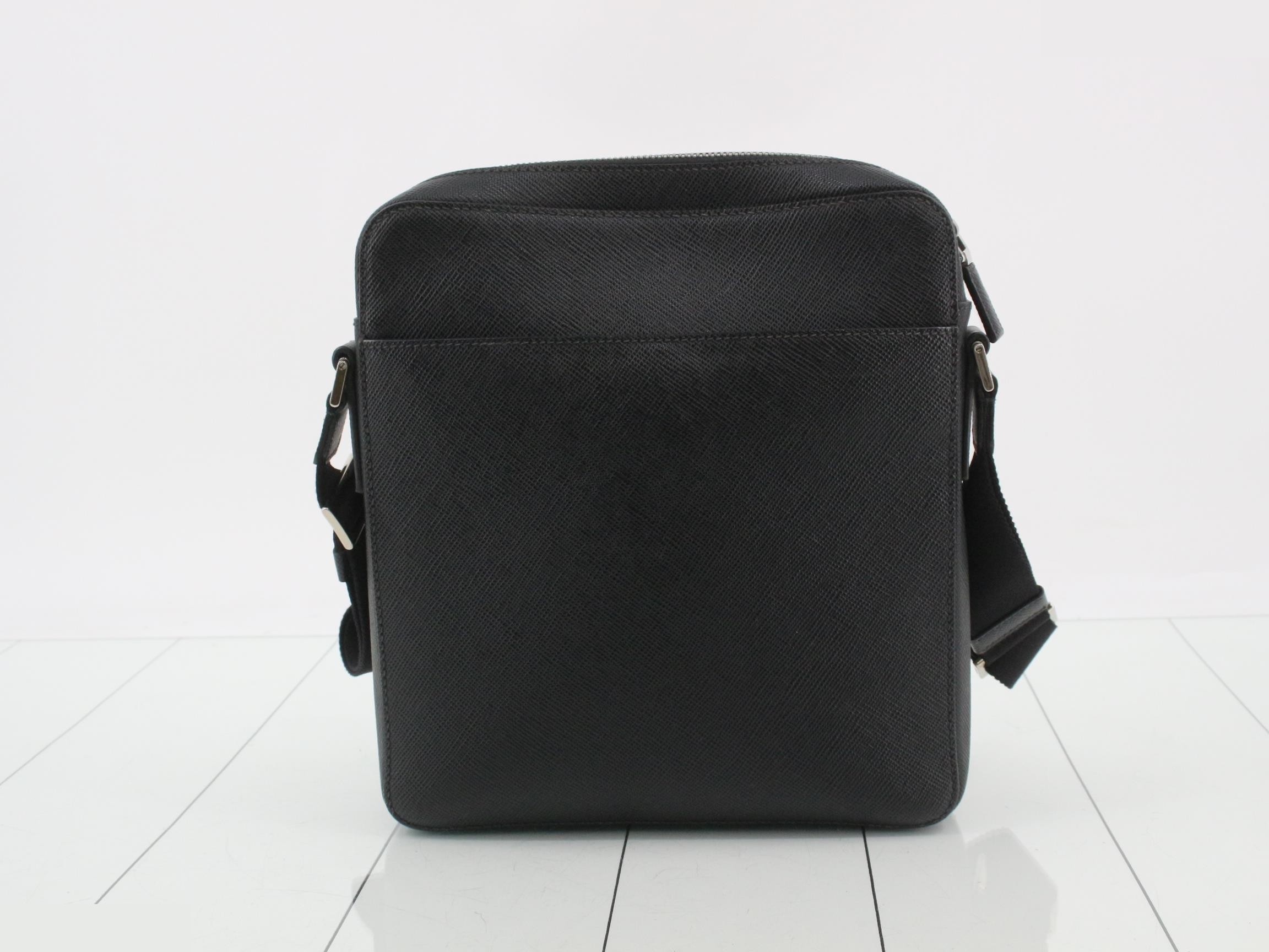 Shoulder bag — view 2
