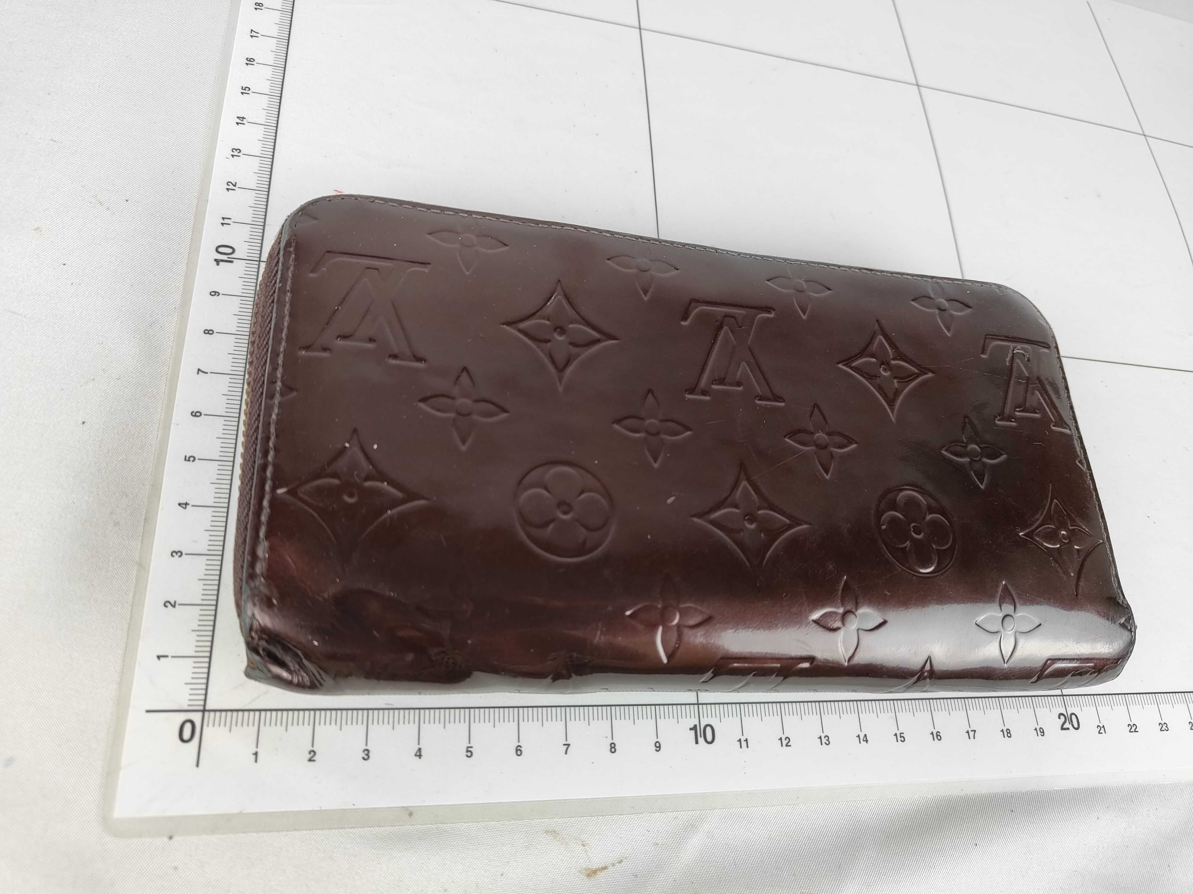 Vernis Zippy Wallet — view 2