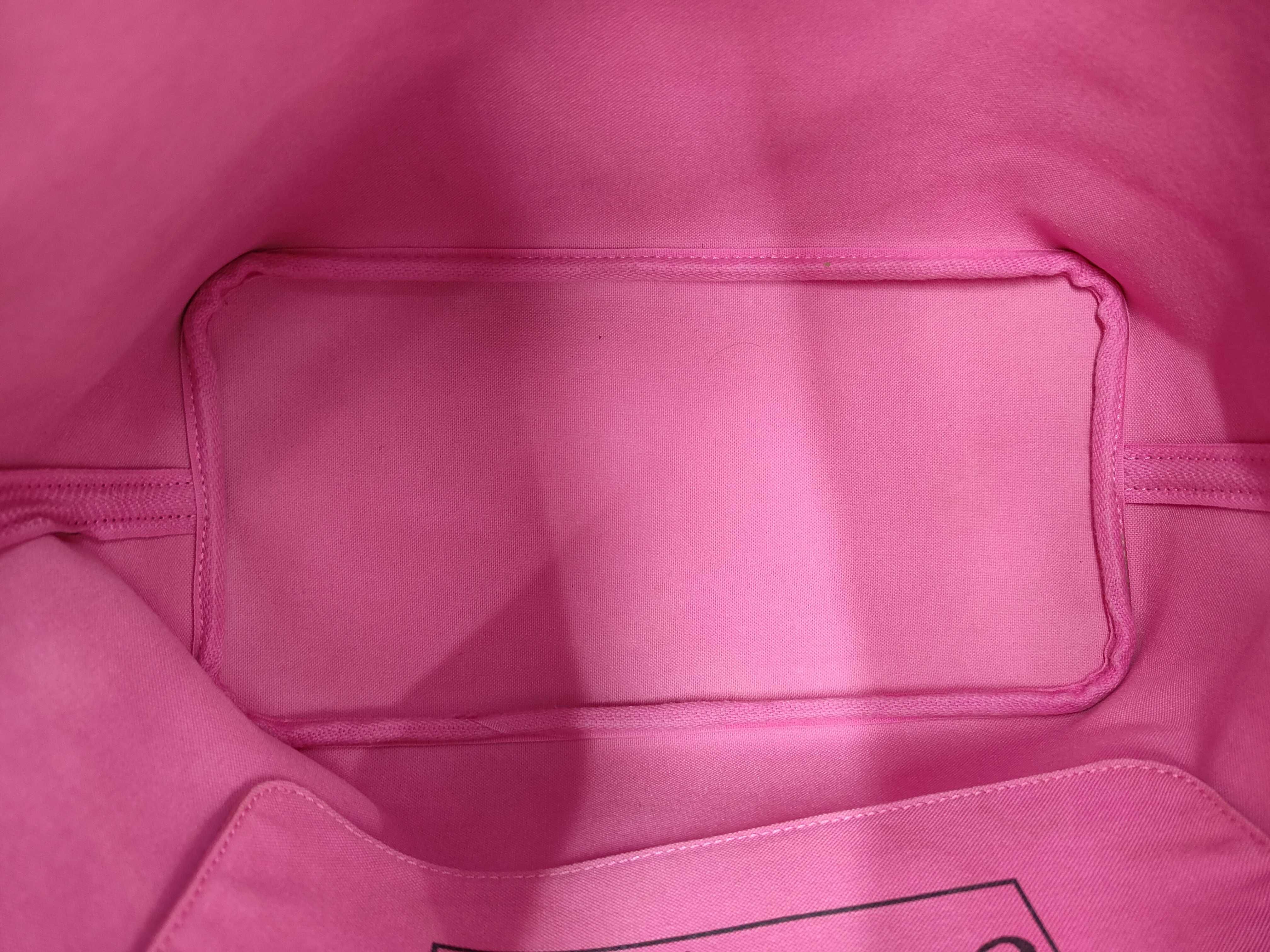 Neverfull MM Tote Bag — view 8