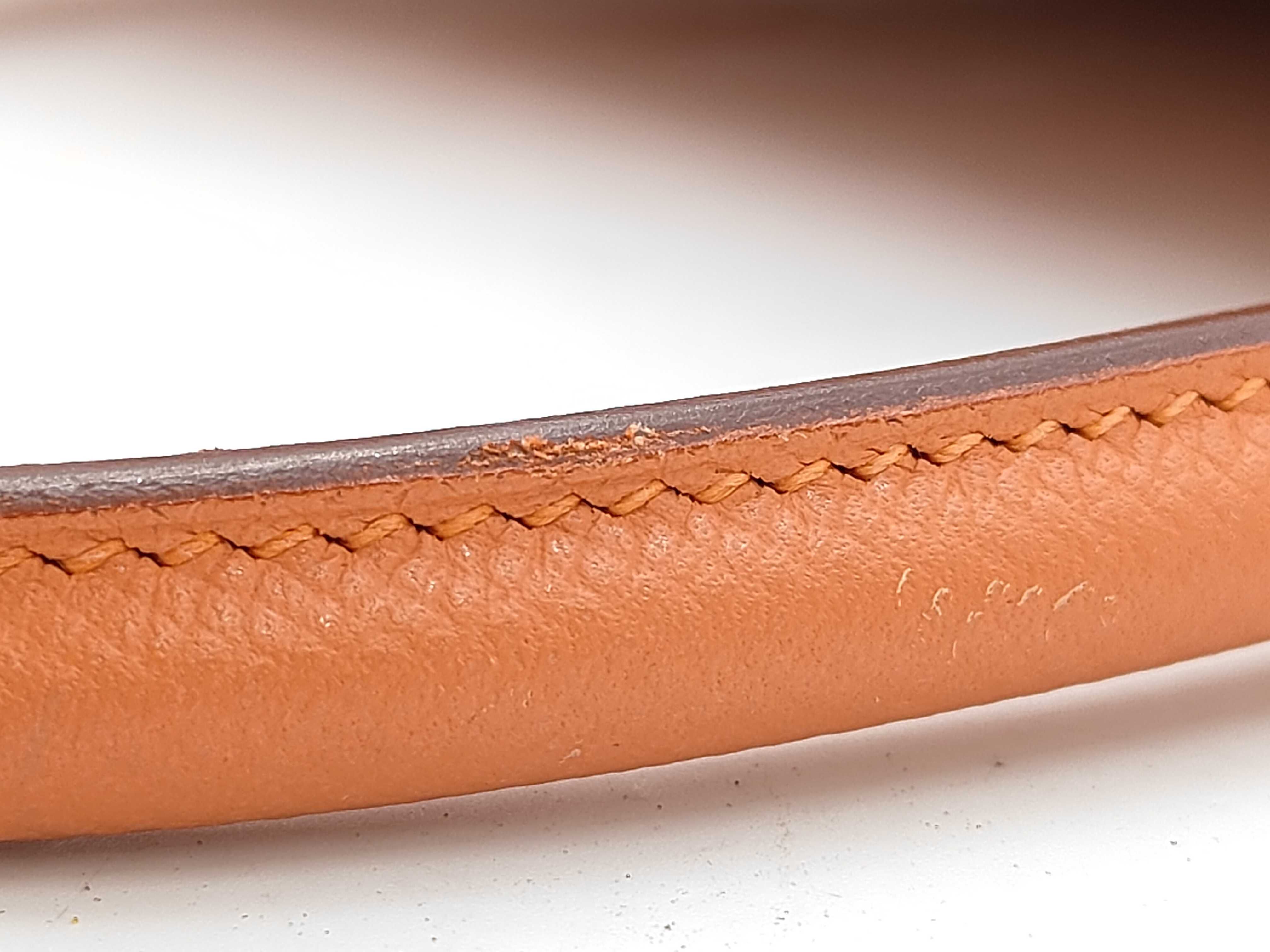Bolide 35, Veau Epsom leather, Mango color, Gold hardware, Q stamp, Handbag — view 4