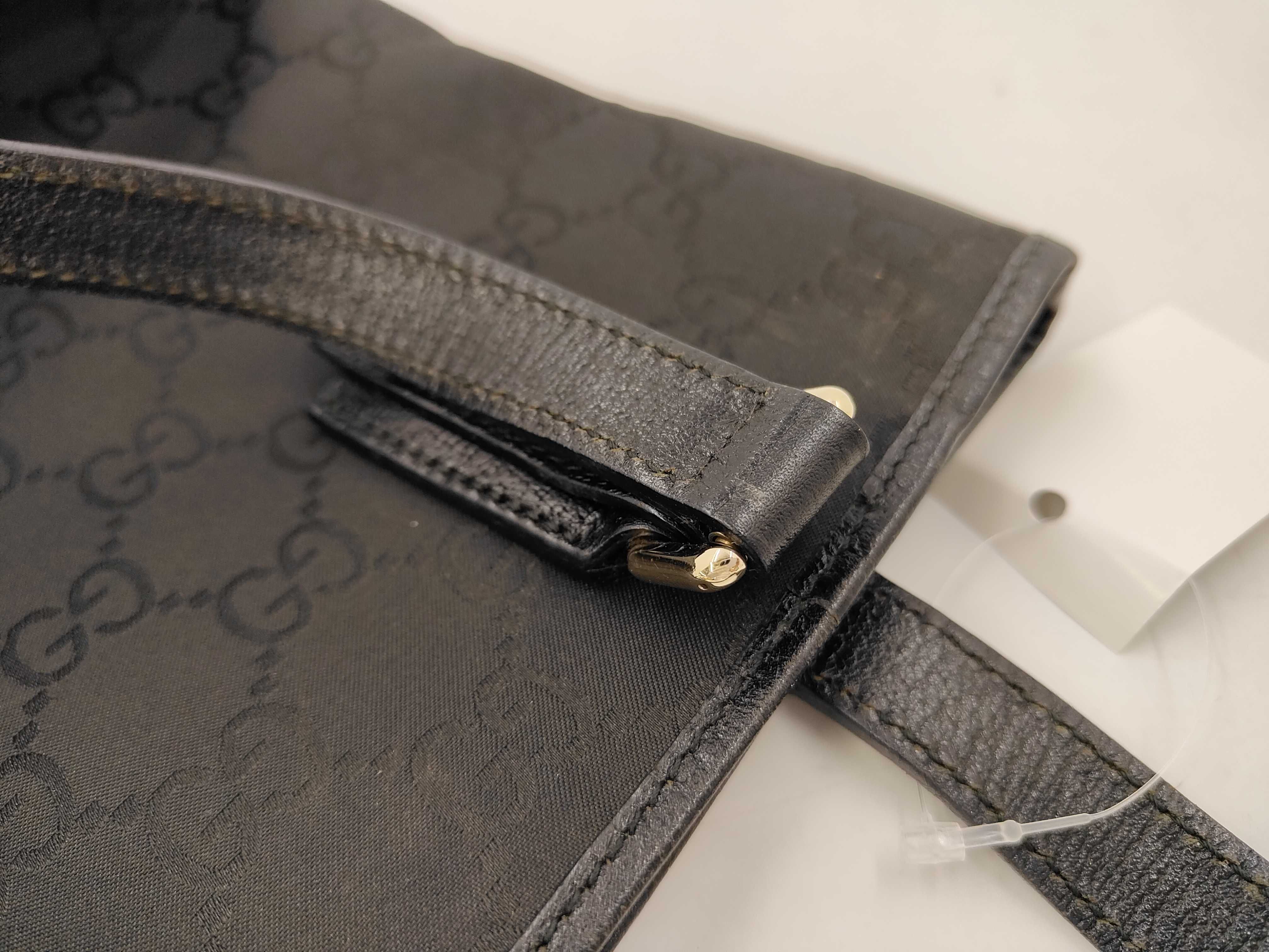 GG Canvas 257250 Handbag — view 7