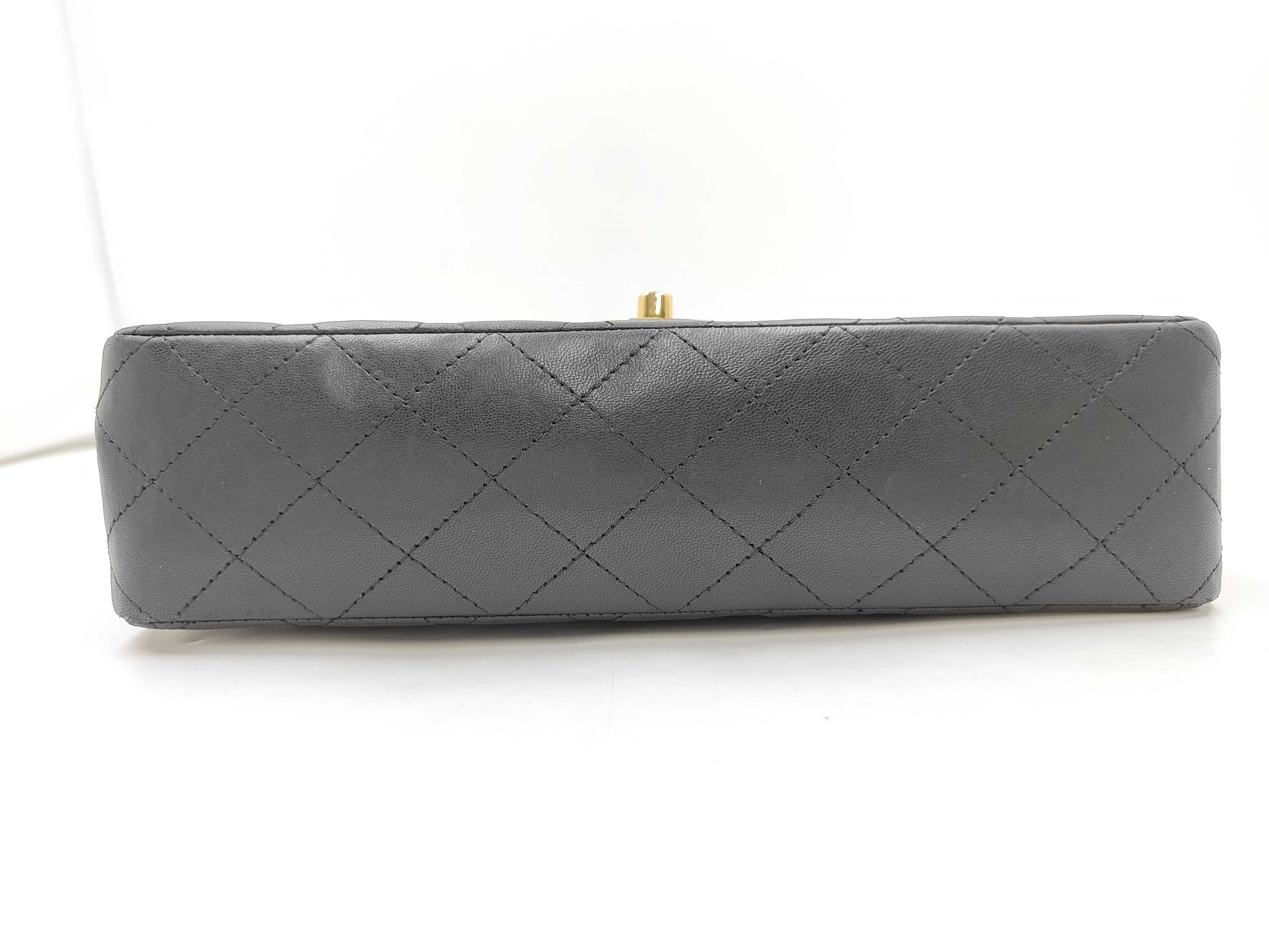 Matelassé 25 Double Flap Lambskin Chain Shoulder Bag (Serial Number 18) — view 6