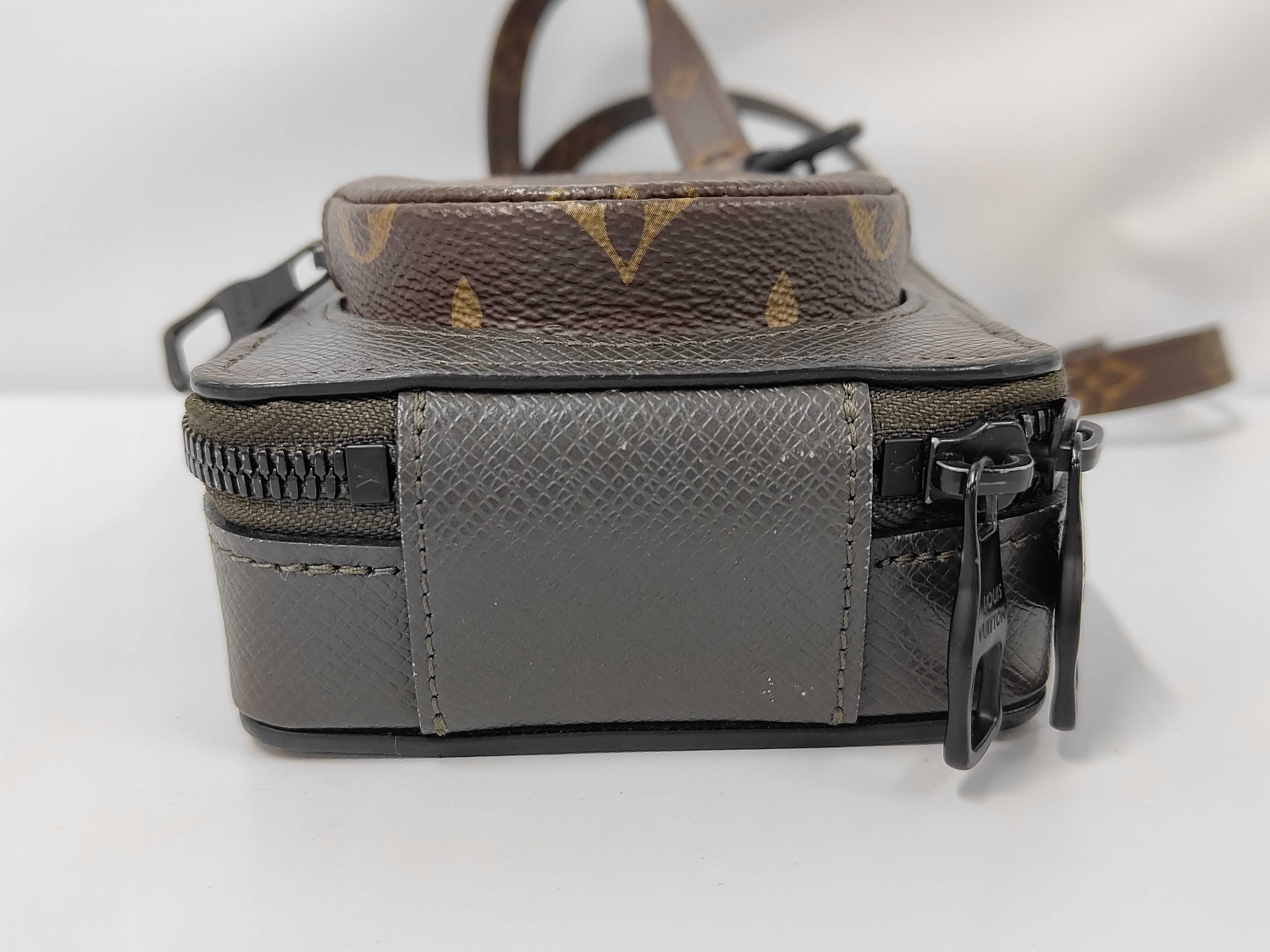 Taigarama Phone Box M30581 Shoulder Bag — view 3