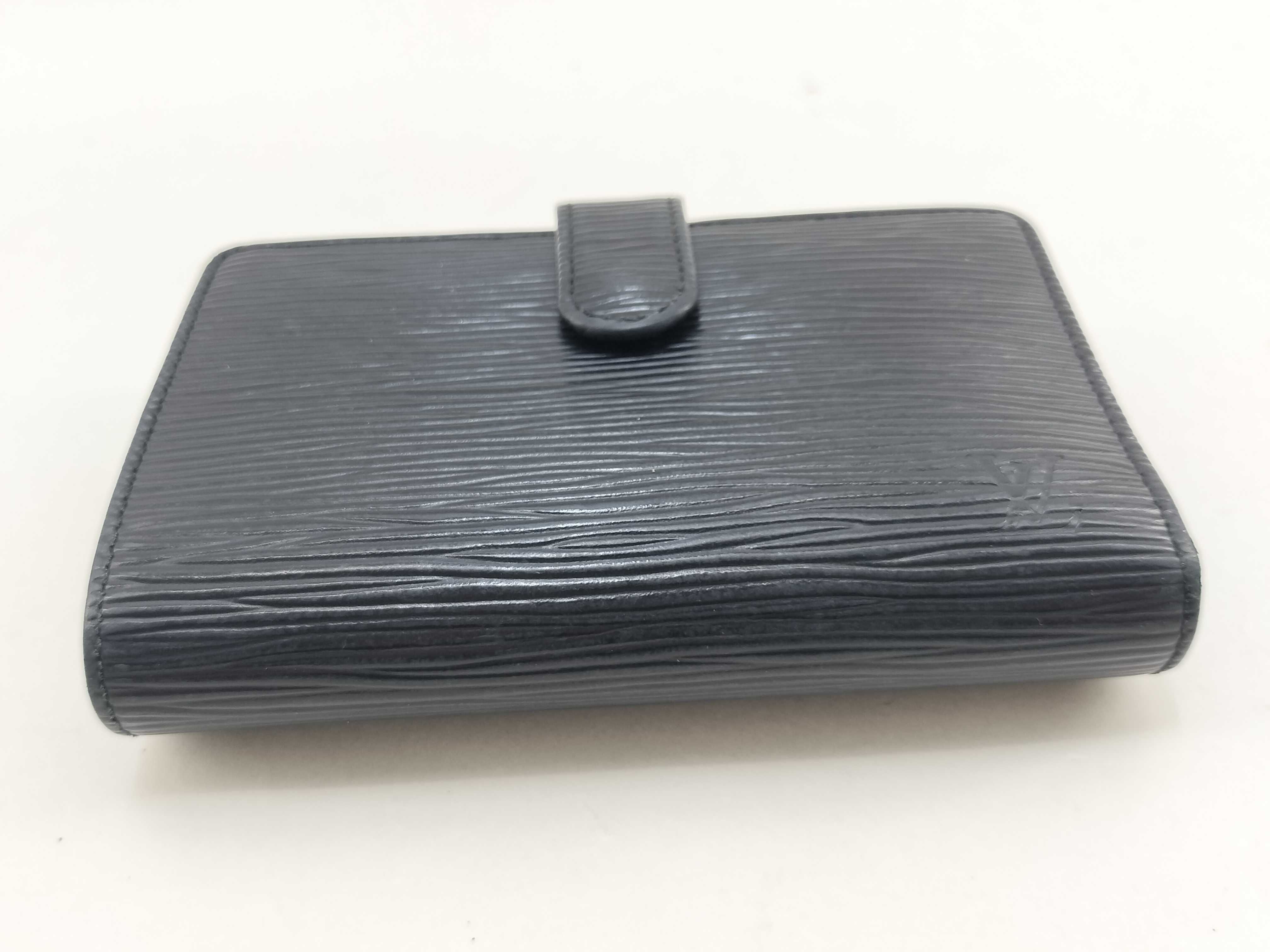 Epi Leather Clasp Folding Wallet — view 5