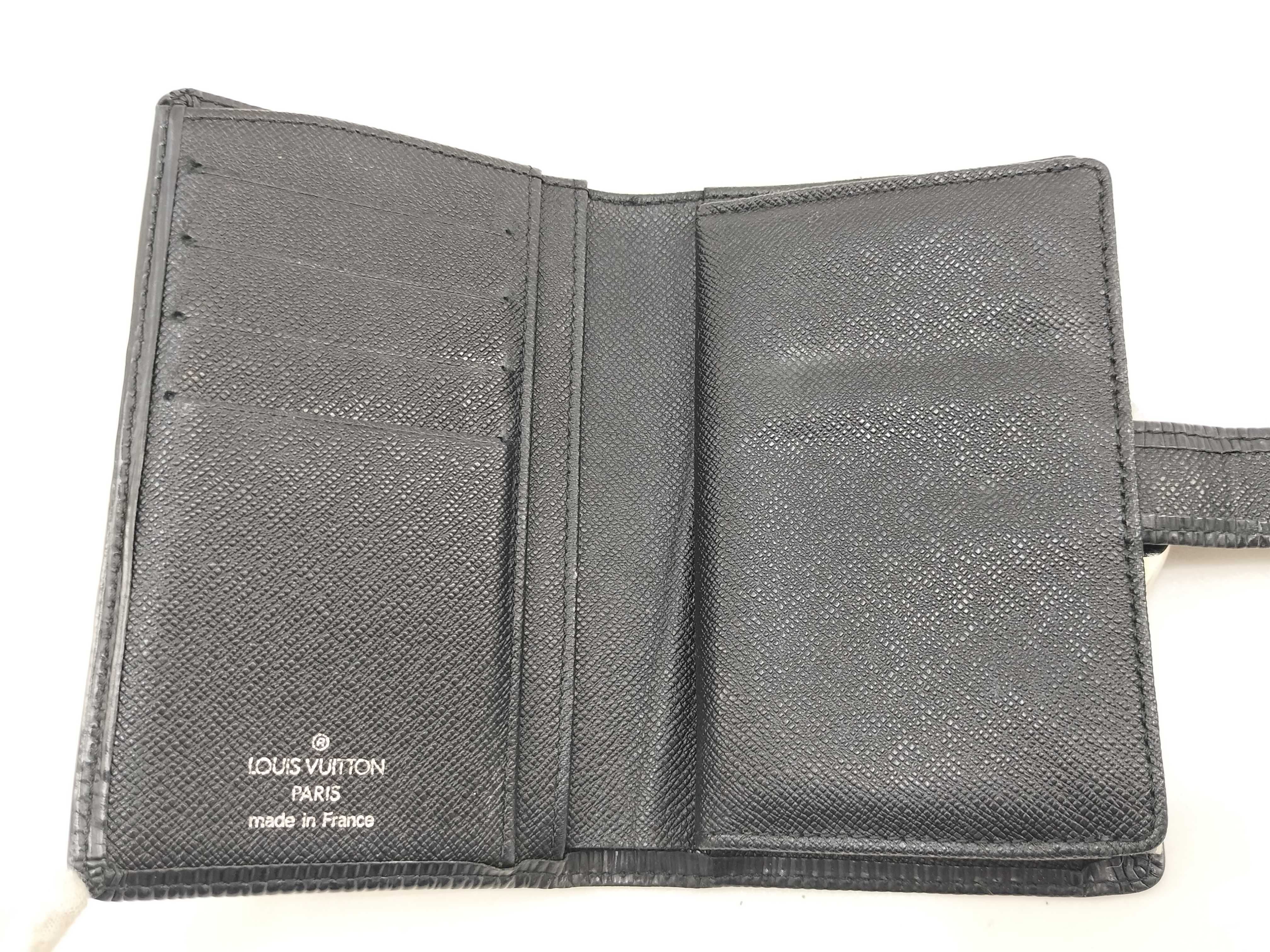 Epi Leather Clasp Folding Wallet — view 8