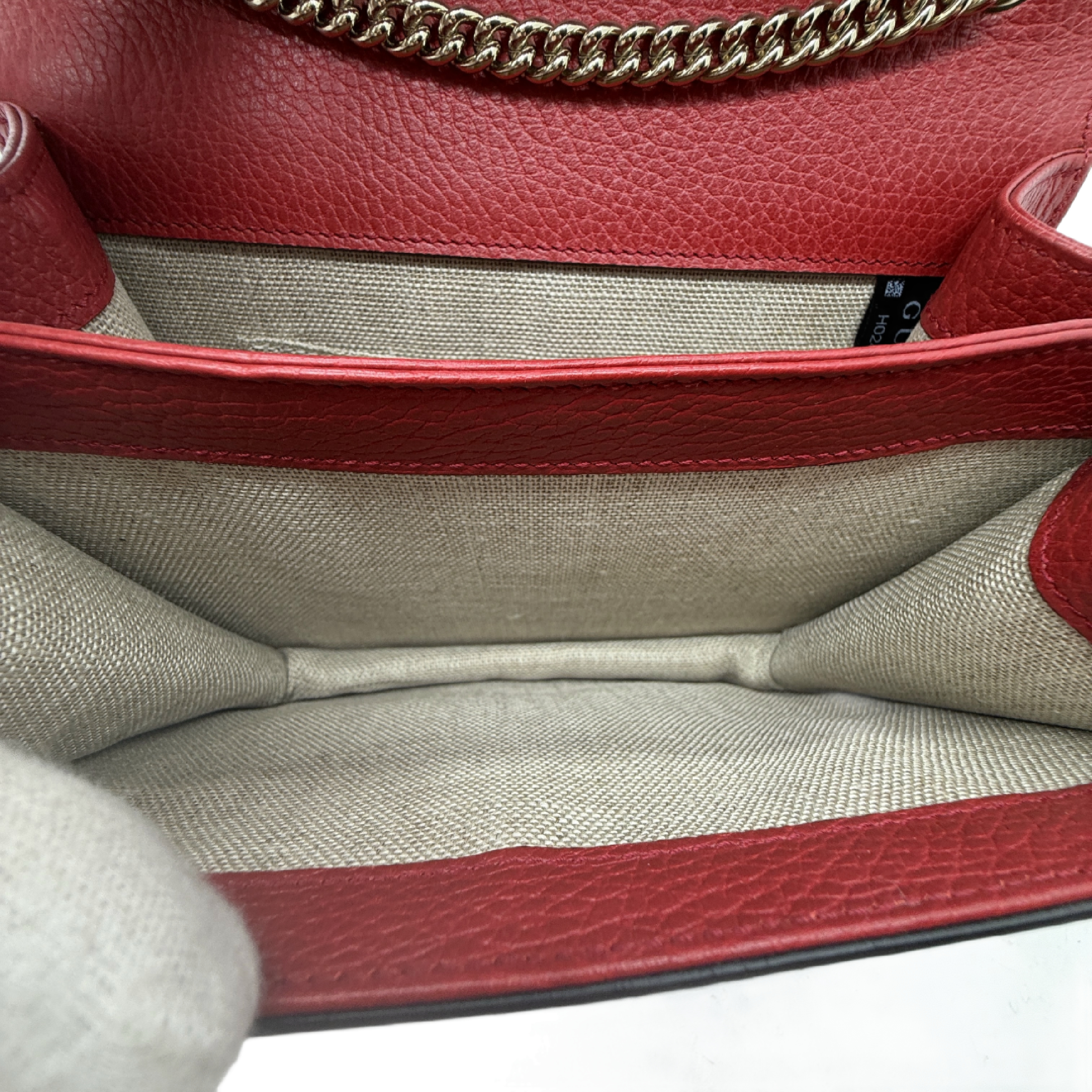 Interlocking G Leather Chain Shoulder Bag, Red. — view 14