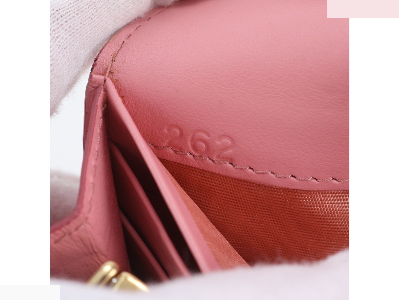 Comes with guarantee card 5MH109 Leather Long Wallet, Bi-fold — view 8
